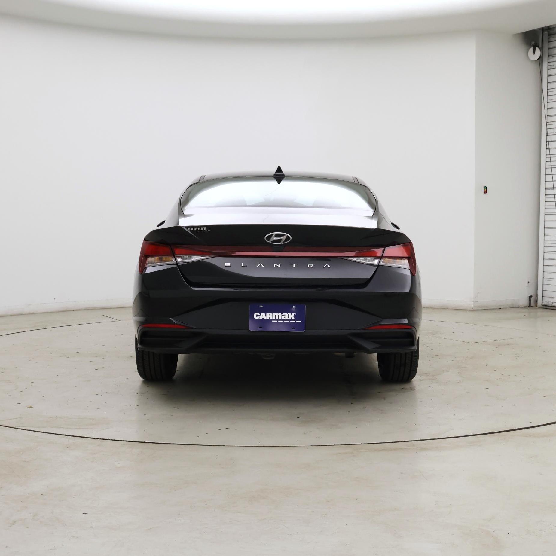 Thumbnail: 2023 Hyundai Elantra - 6