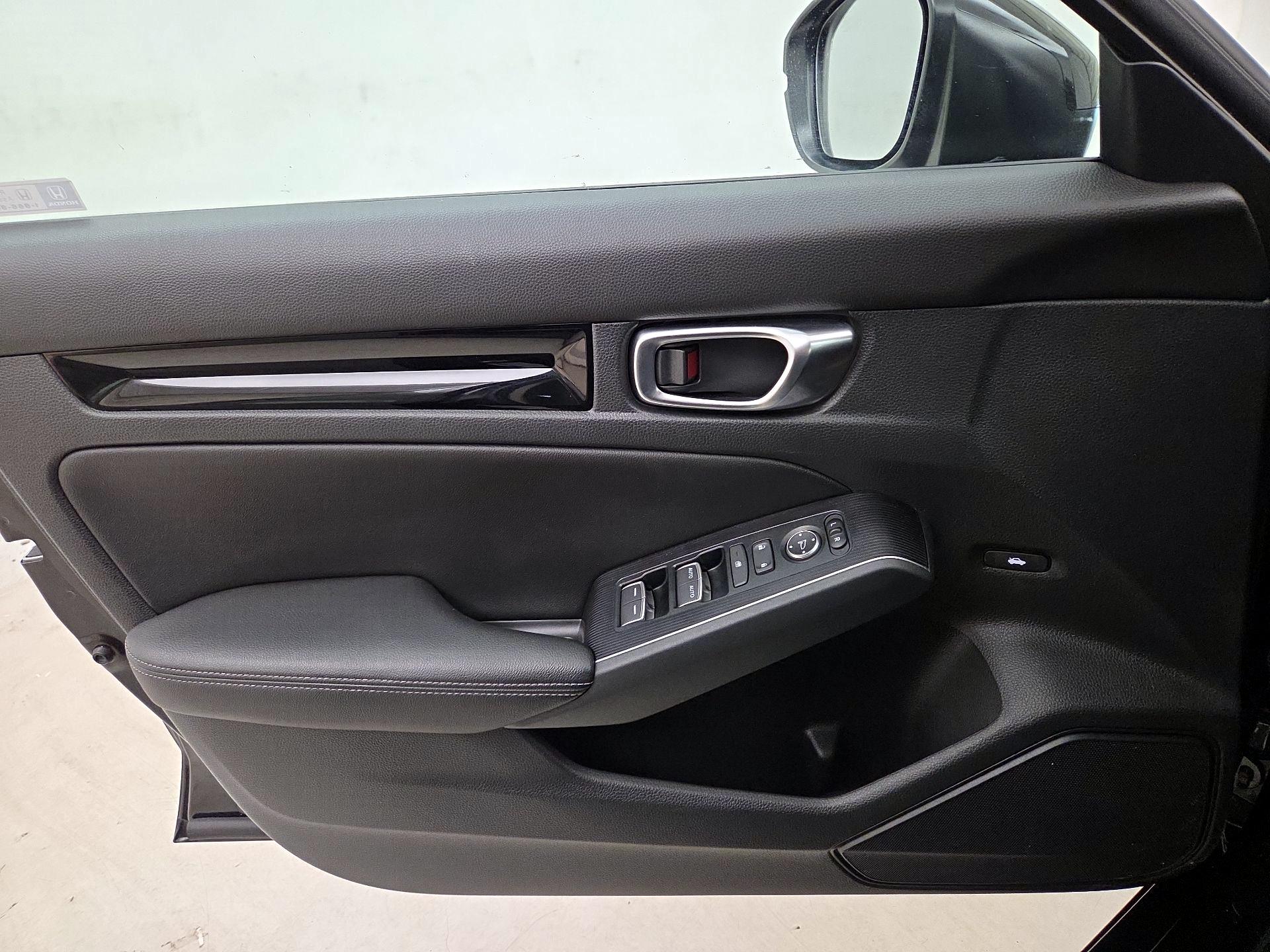 Thumbnail: 2024 Honda Civic - 12