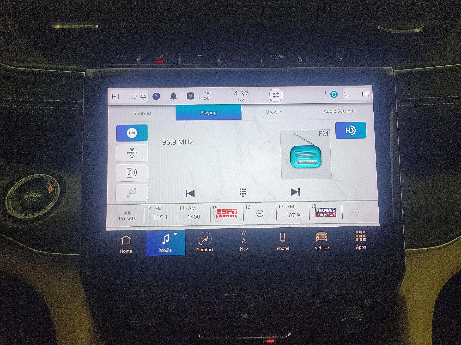 Thumbnail: 2022 Jeep Grand Cherokee L - 16