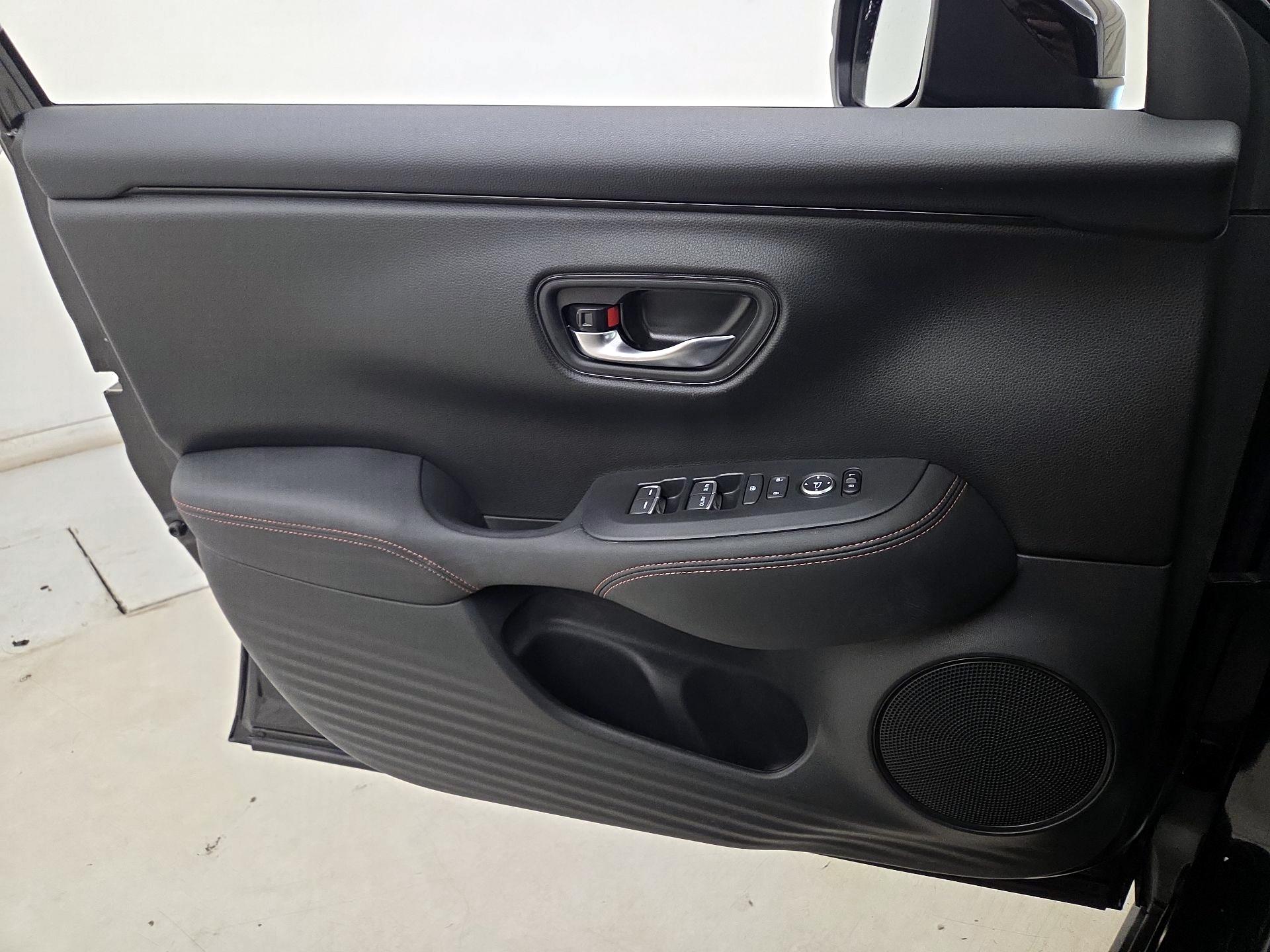 Thumbnail: 2025 Honda HR-V - 12