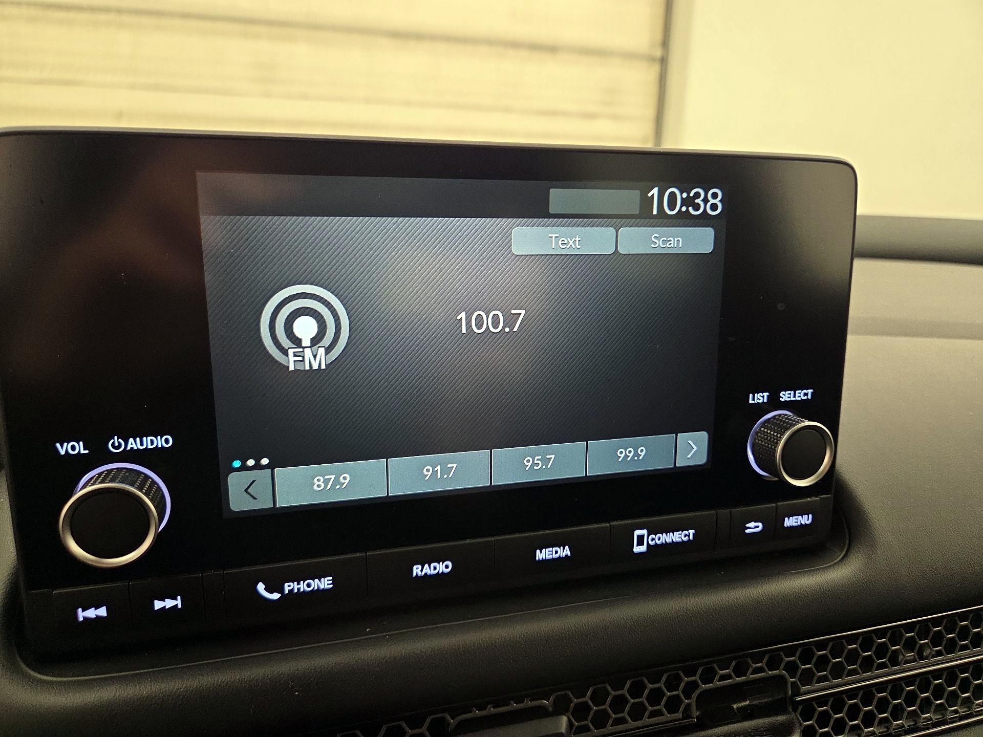 Thumbnail: 2025 Honda HR-V - 15