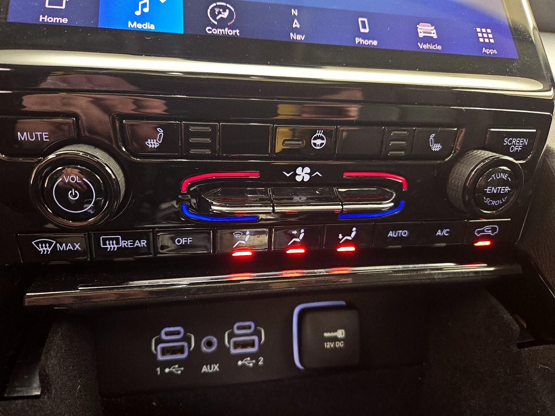 Thumbnail: 2022 Jeep Grand Cherokee L - 17