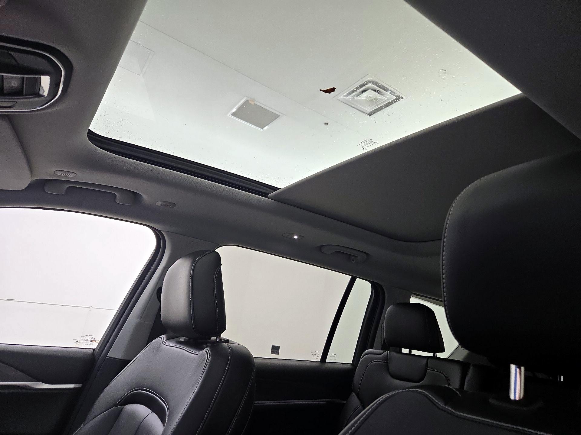 Thumbnail: 2022 Jeep Grand Cherokee L - 20