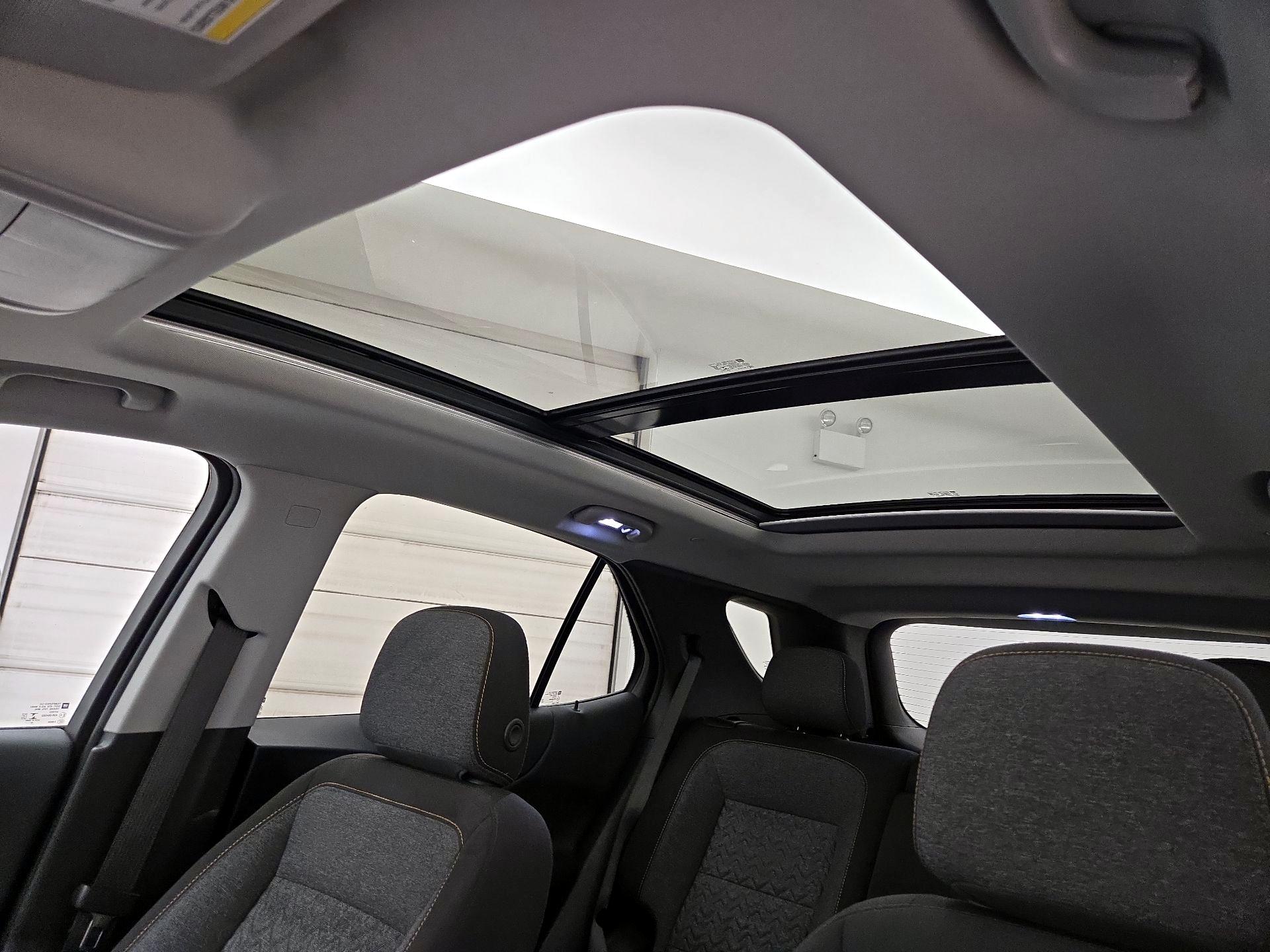 Thumbnail: 2022 Chevrolet Equinox - 19