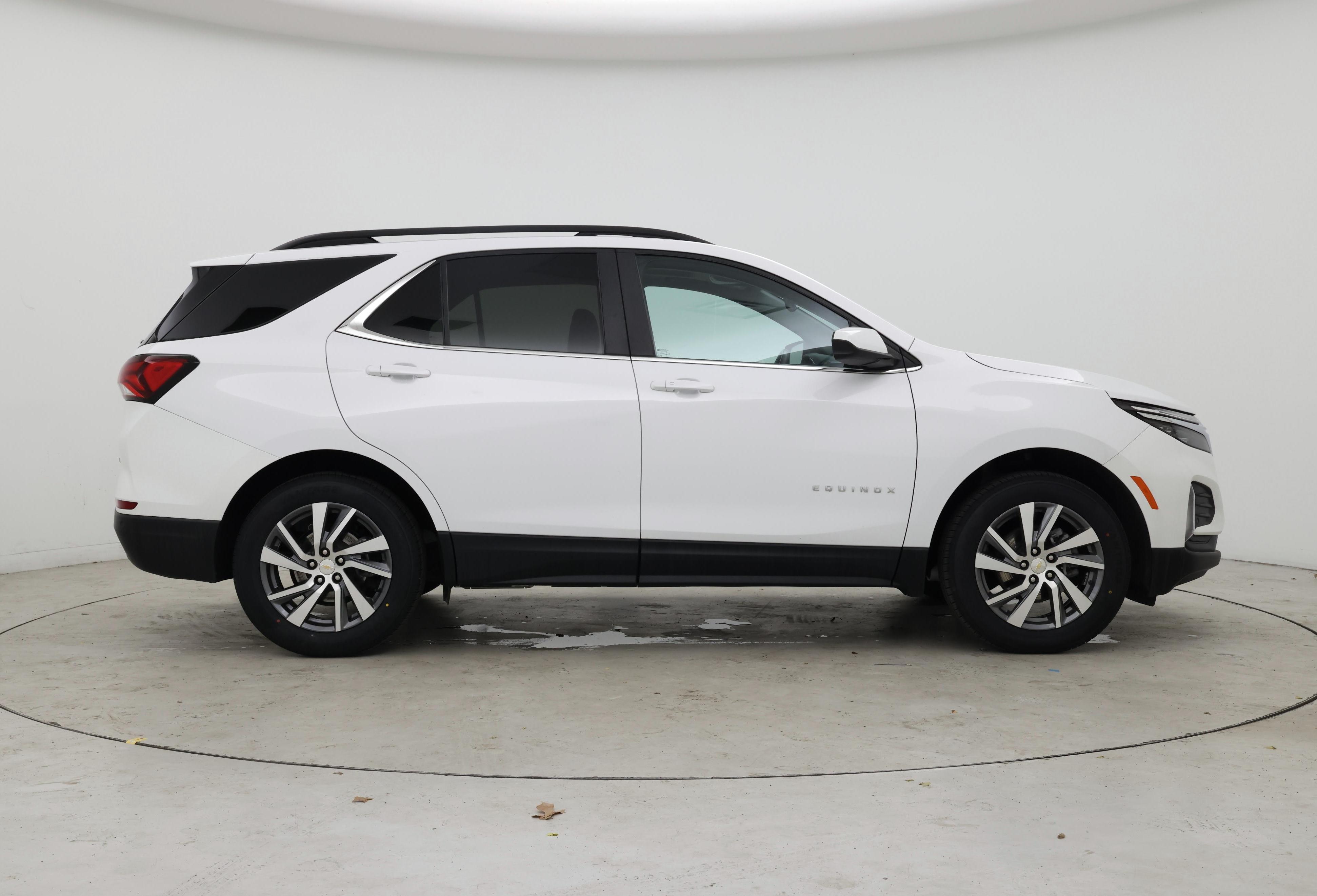 Thumbnail: 2022 Chevrolet Equinox - 7