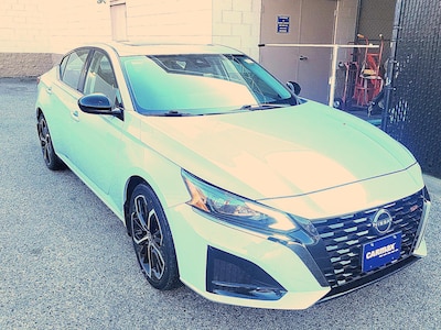 2023 Nissan Altima SR