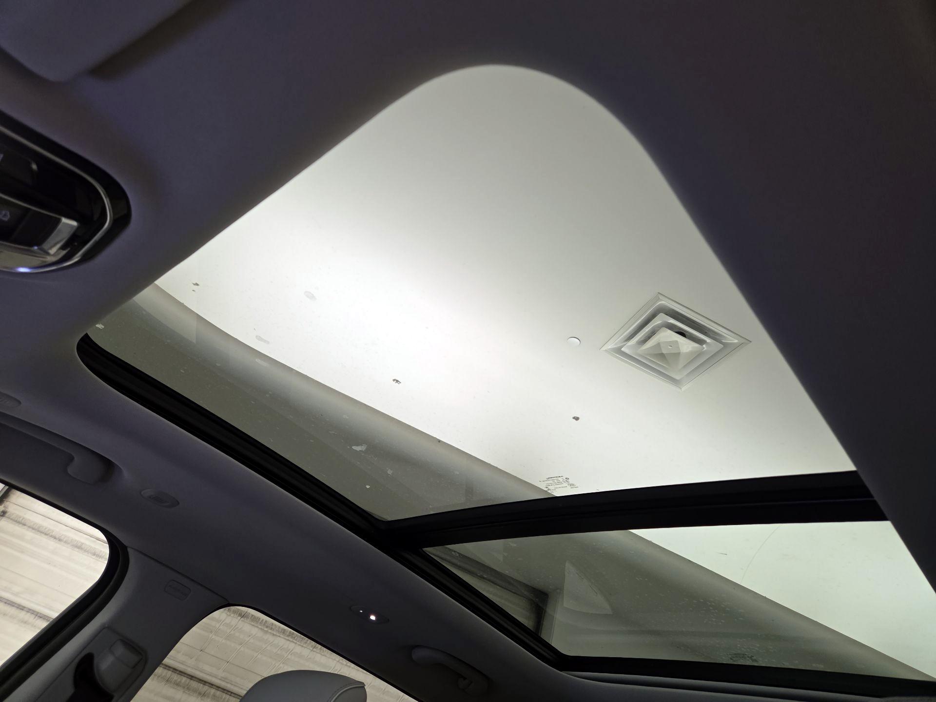 Thumbnail: 2022 Jeep Grand Cherokee L - 20