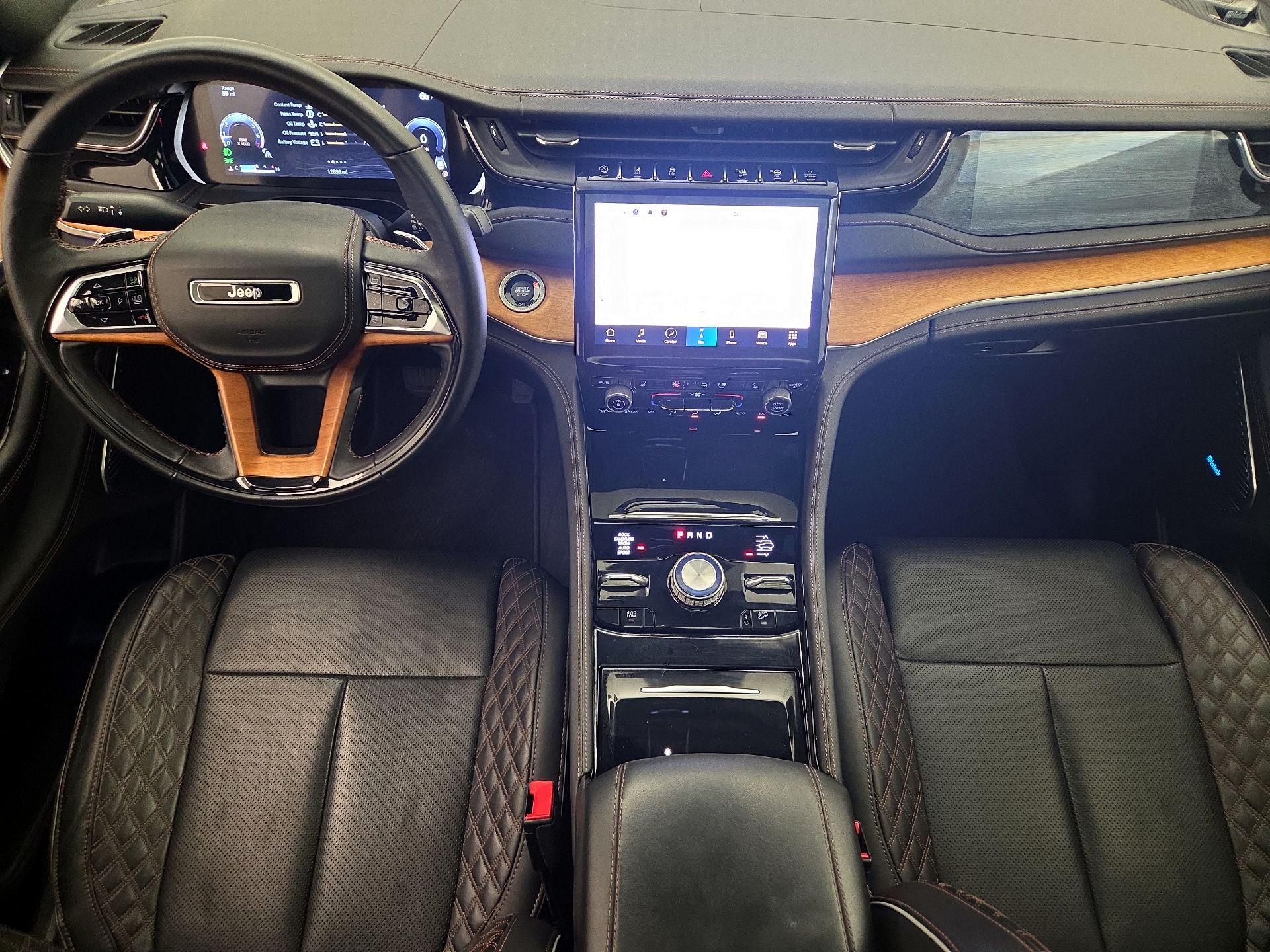 Thumbnail: 2022 Jeep Grand Cherokee - 9