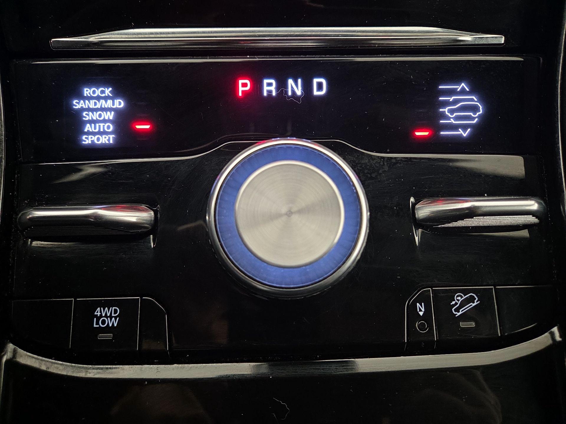 Thumbnail: 2022 Jeep Grand Cherokee - 18