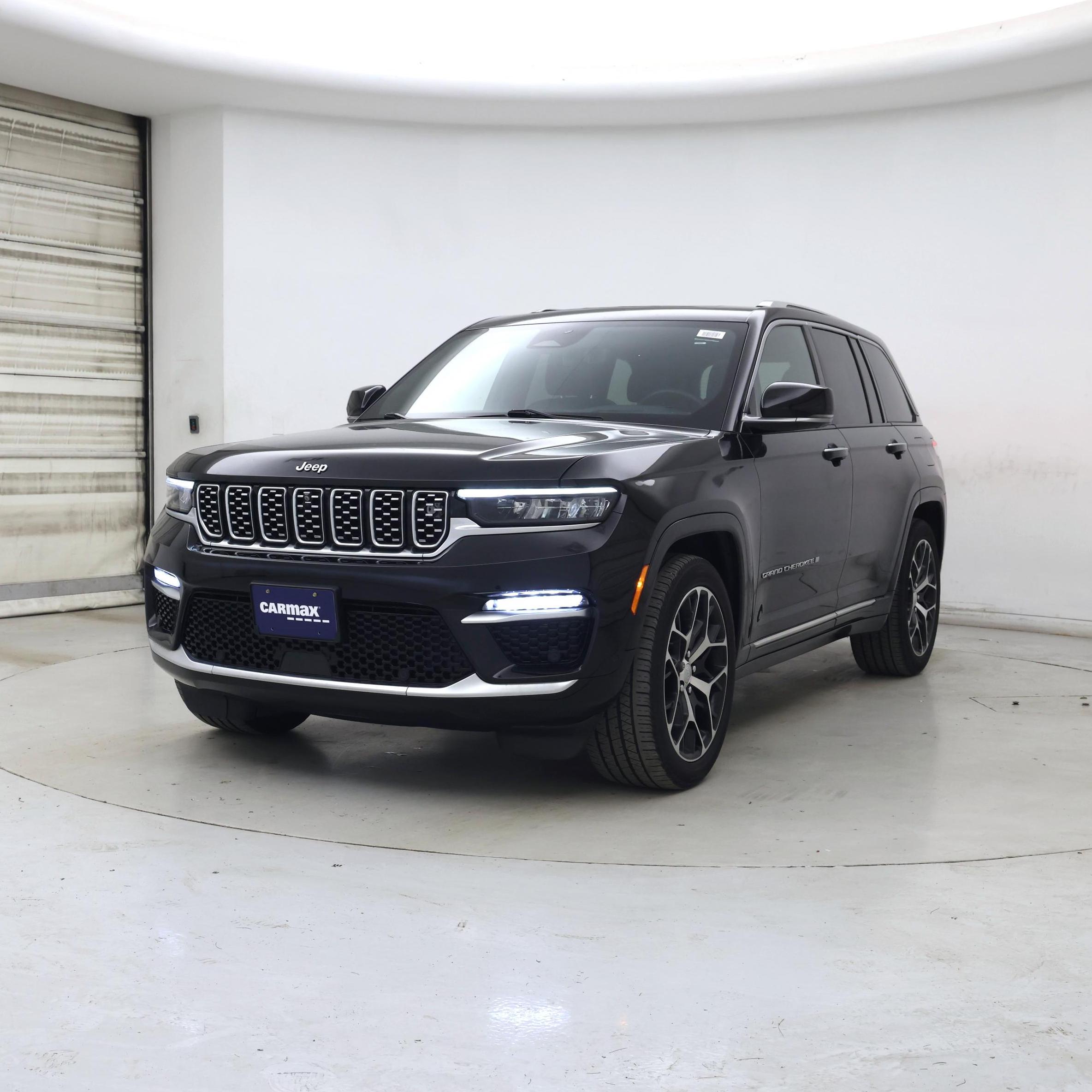 Thumbnail: 2022 Jeep Grand Cherokee - 4