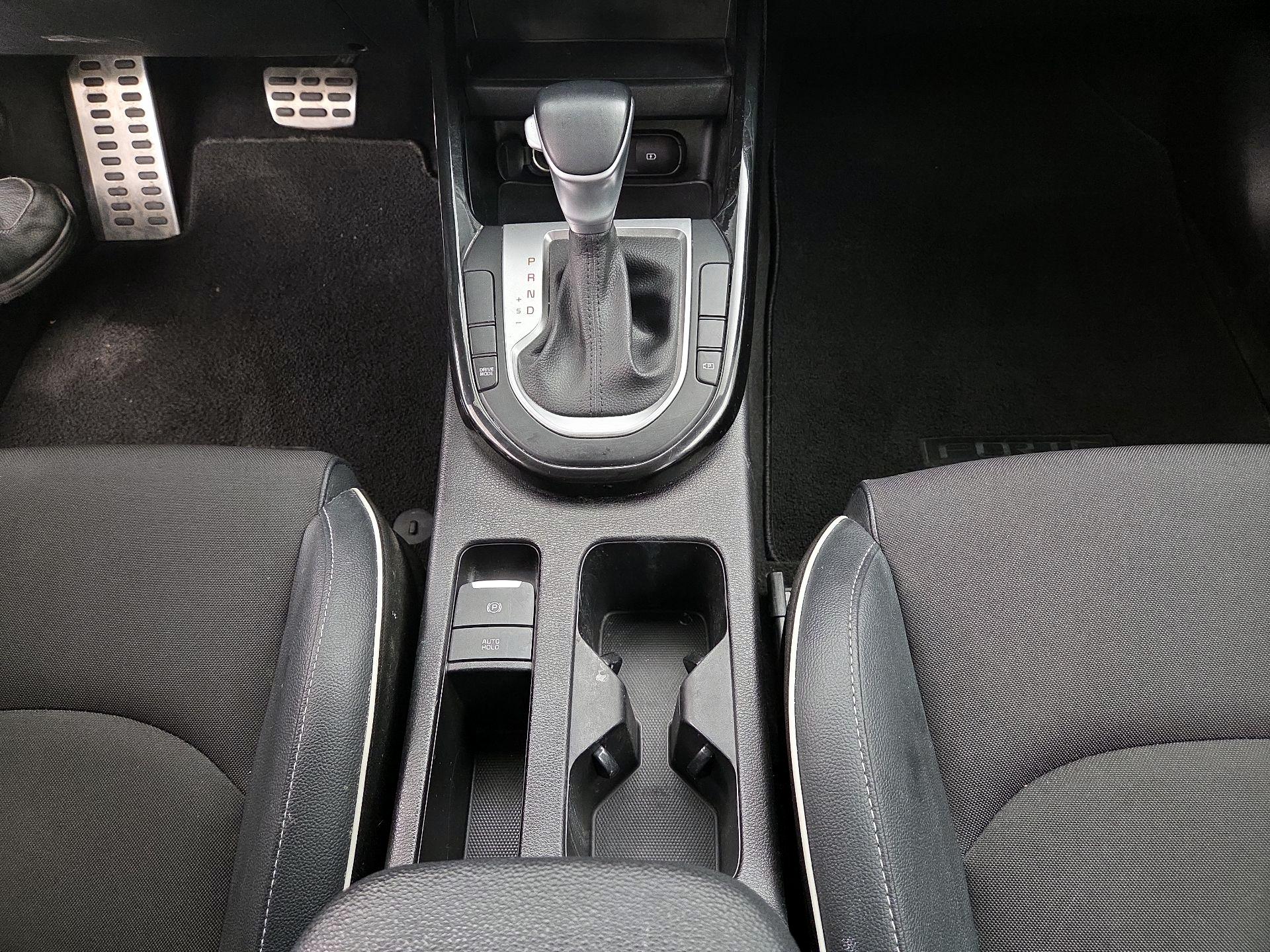 Thumbnail: 2022 Kia Forte - 18