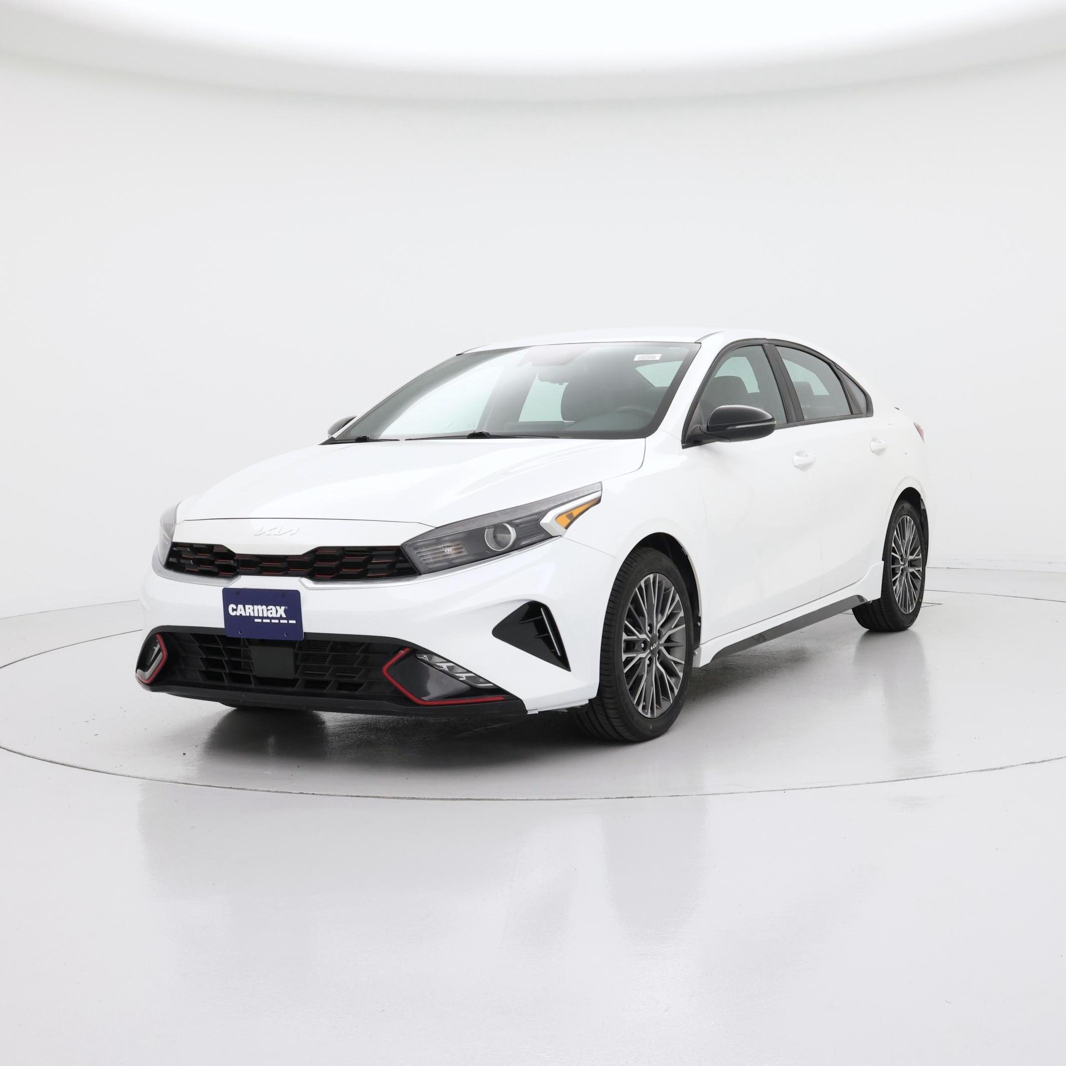 Thumbnail: 2022 Kia Forte - 4