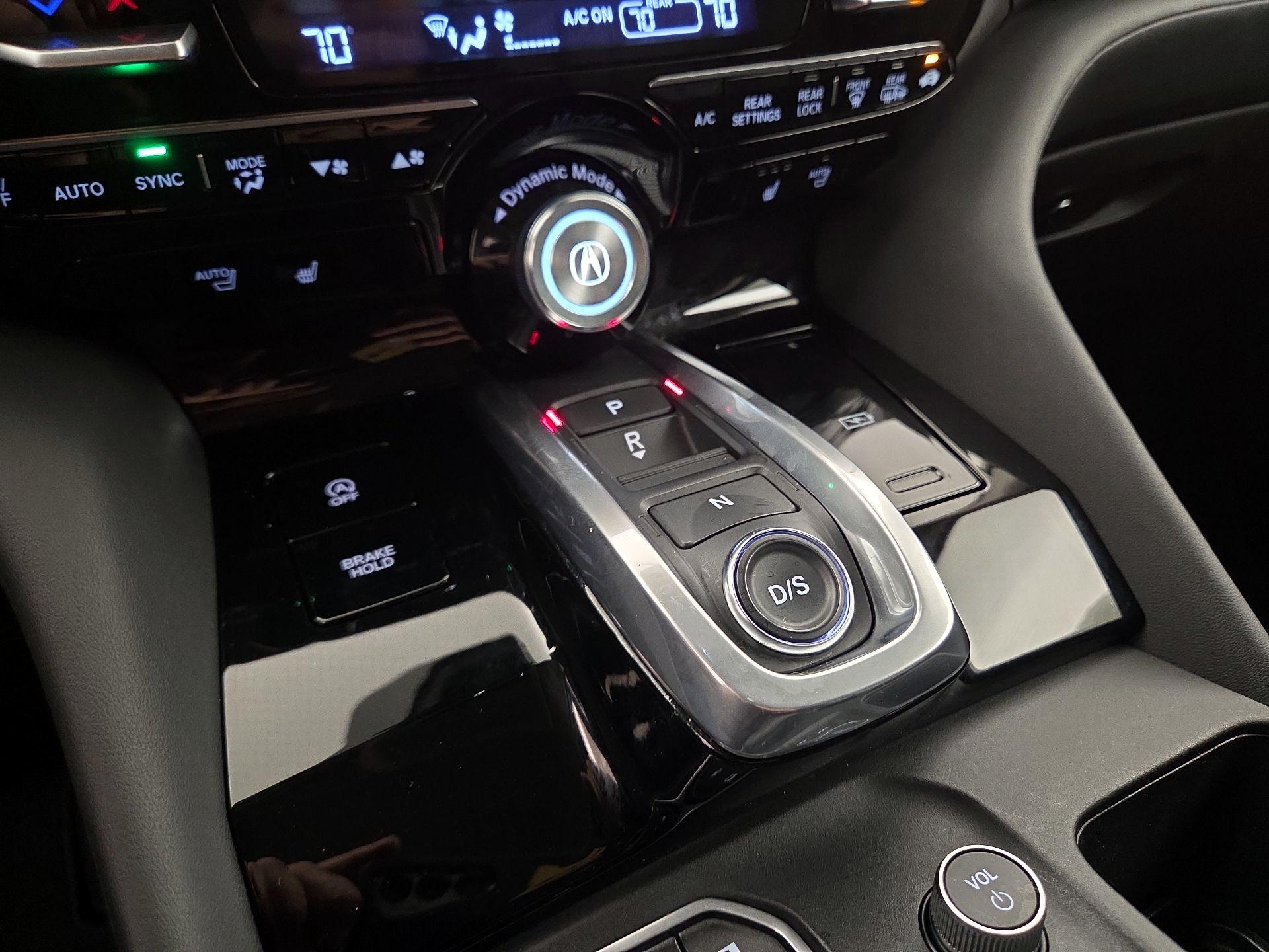 Thumbnail: 2023 Acura MDX - 18