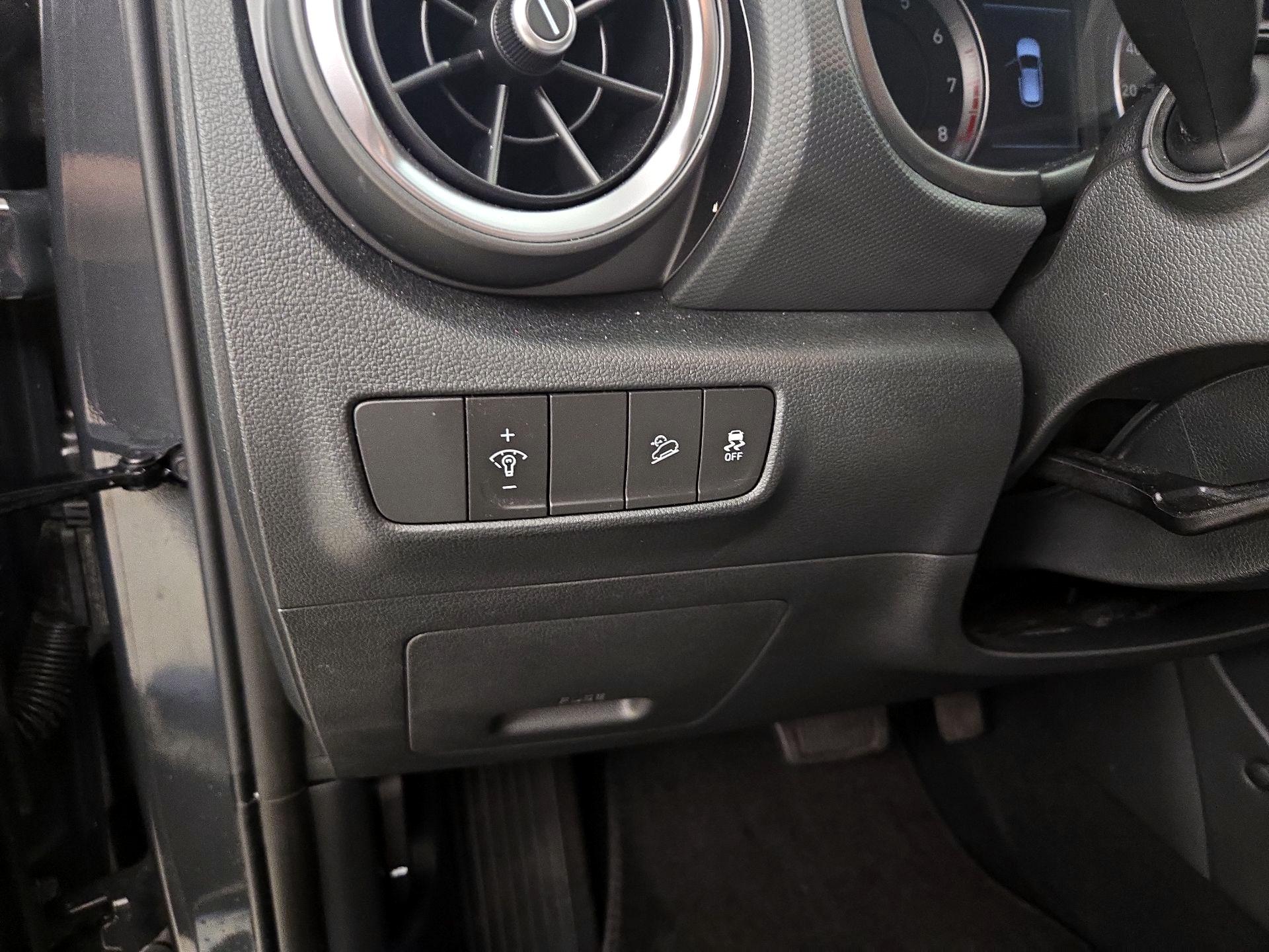 Thumbnail: 2023 Hyundai Kona - 13