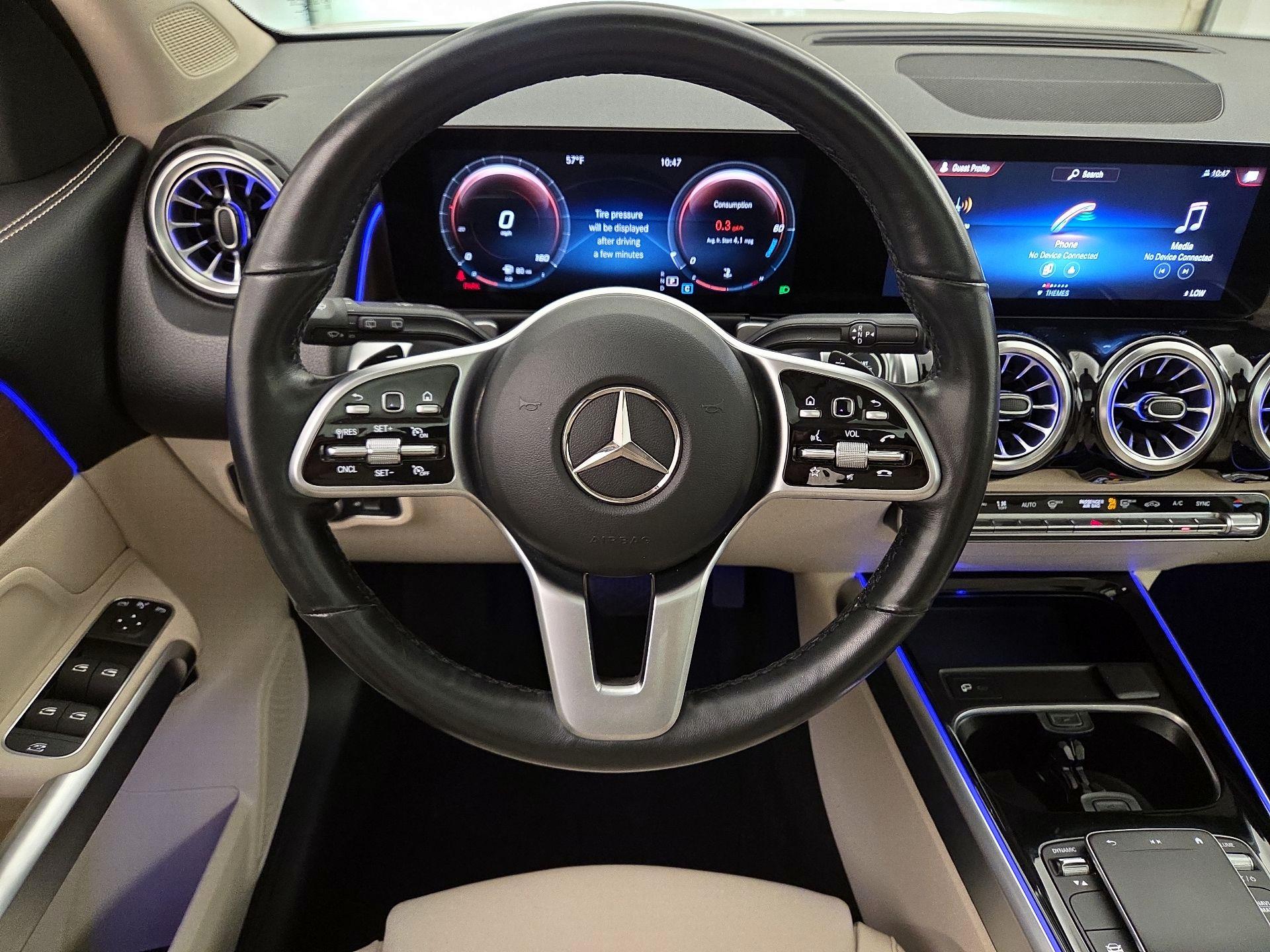 Thumbnail: 2022 Mercedes-Benz GLB - 10