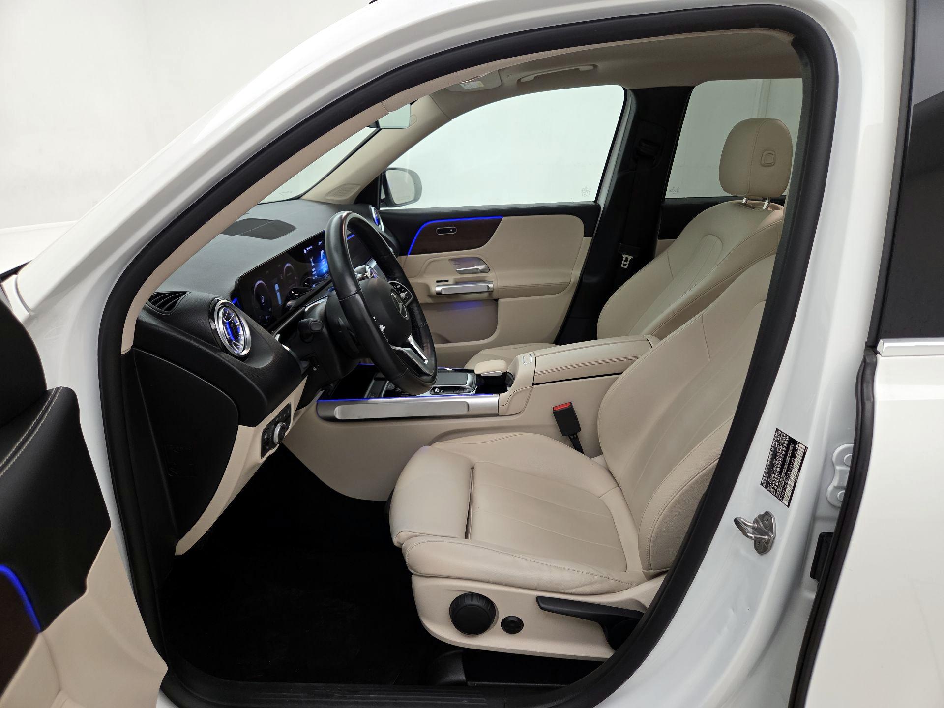 Thumbnail: 2022 Mercedes-Benz GLB - 11