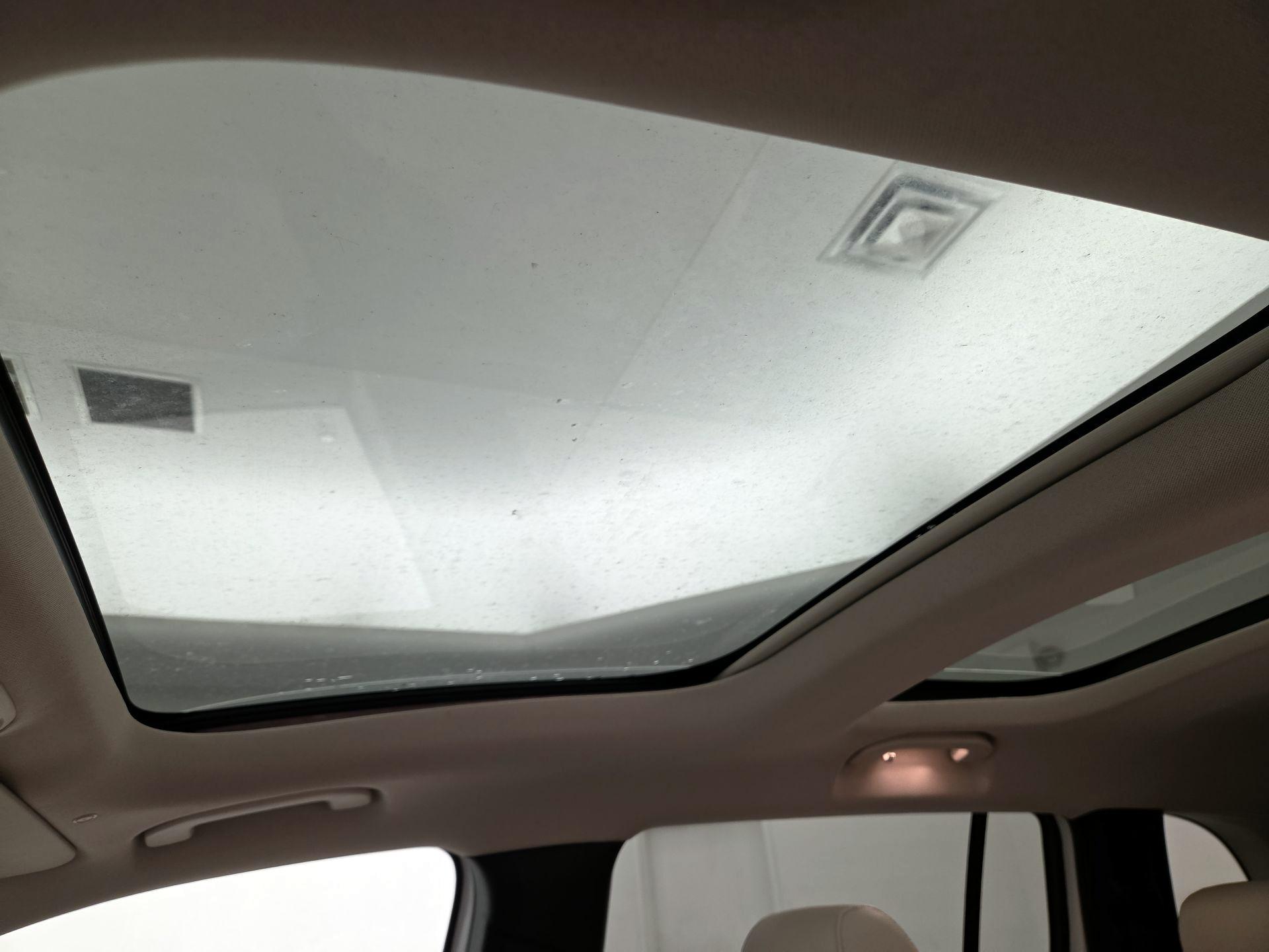 Thumbnail: 2022 Mercedes-Benz GLB - 19