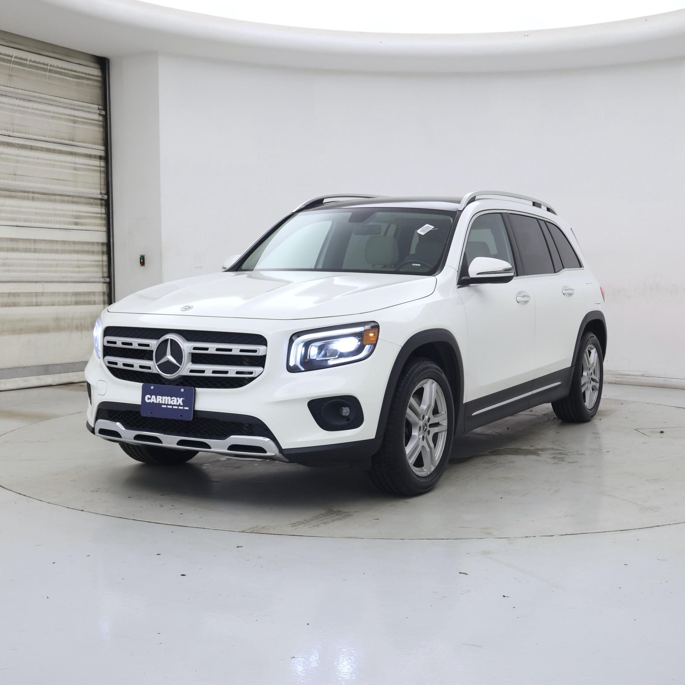 Thumbnail: 2022 Mercedes-Benz GLB - 4