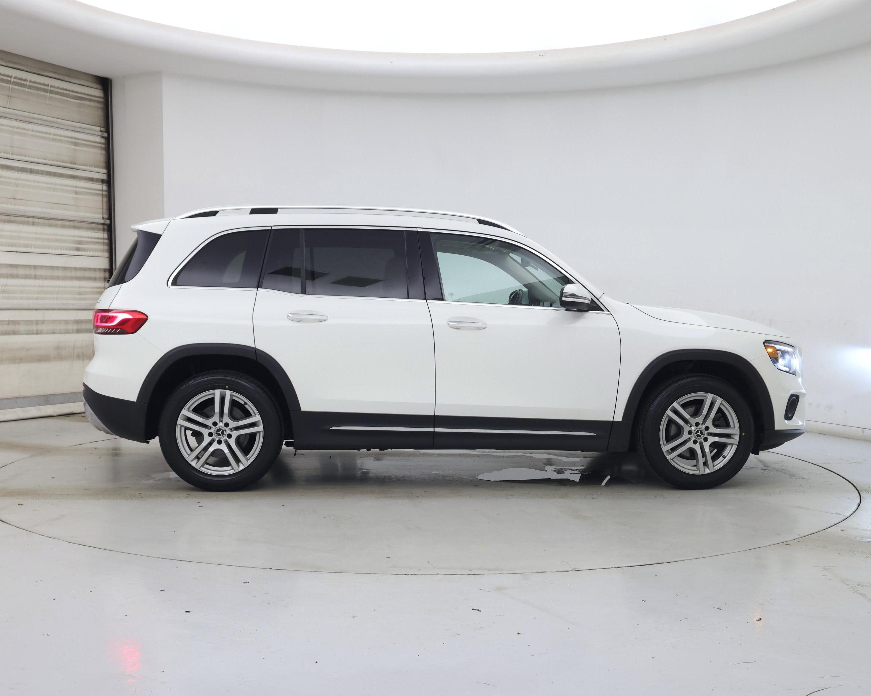 Thumbnail: 2022 Mercedes-Benz GLB - 7