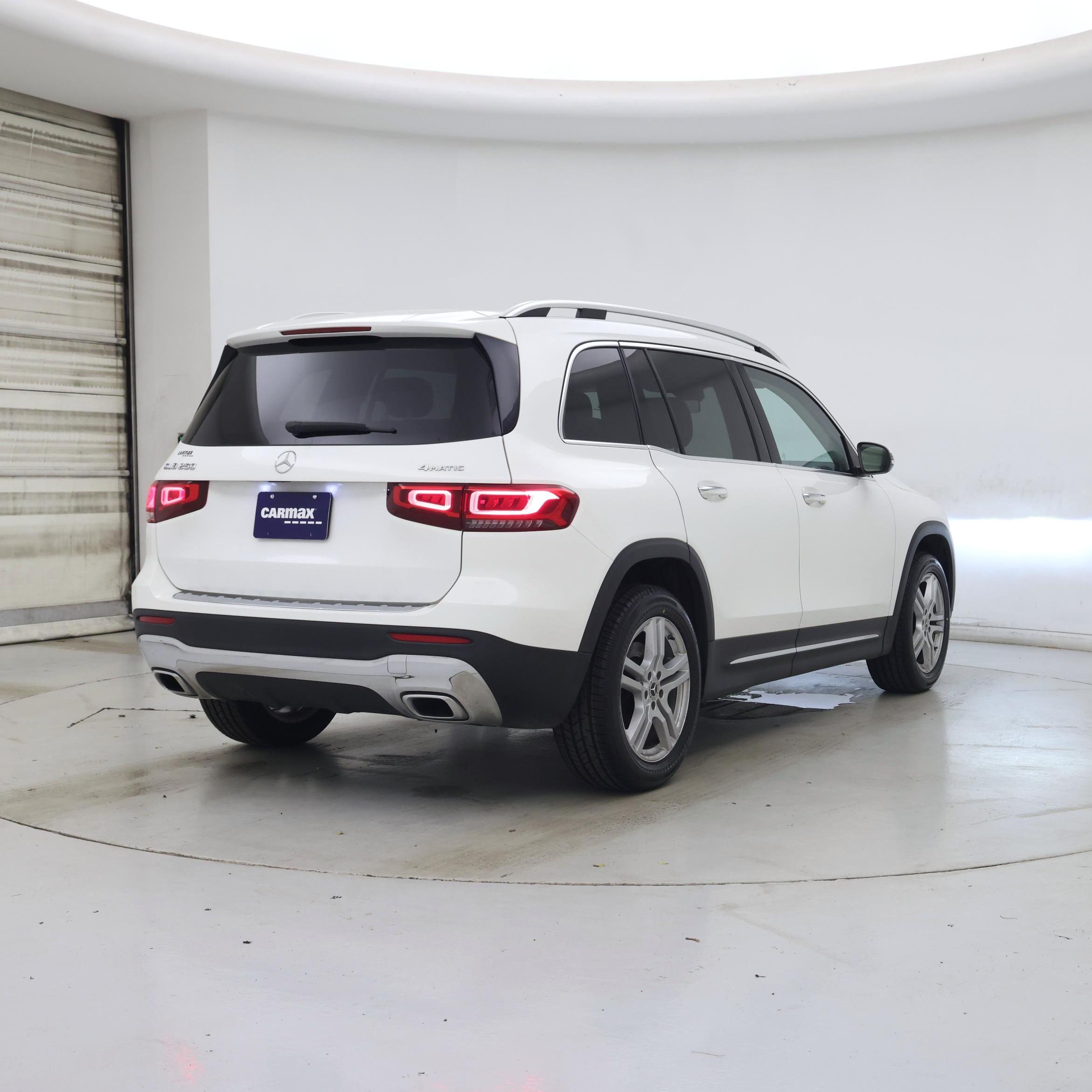 Thumbnail: 2022 Mercedes-Benz GLB - 8