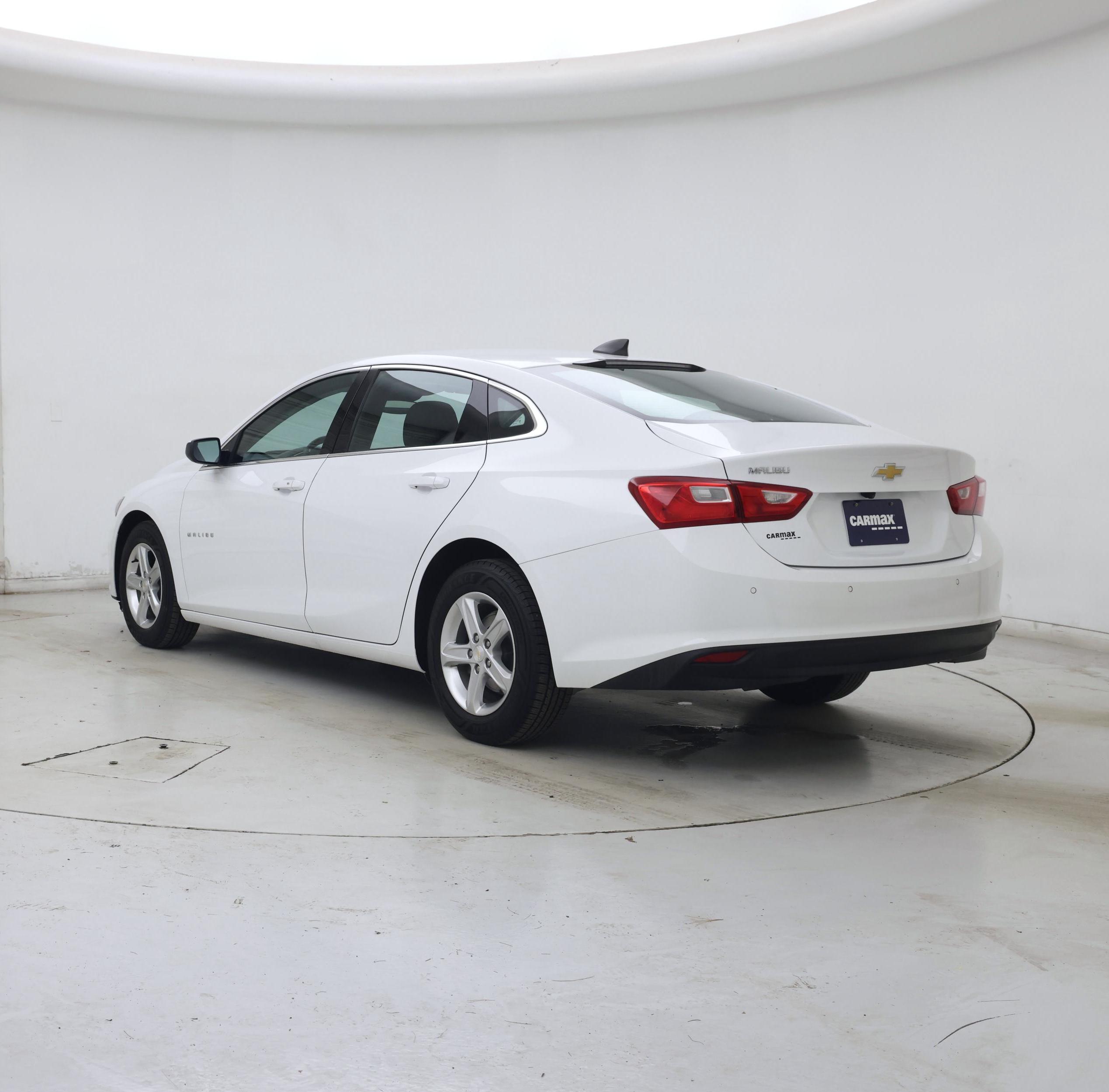 Thumbnail: 2024 Chevrolet Malibu - 2