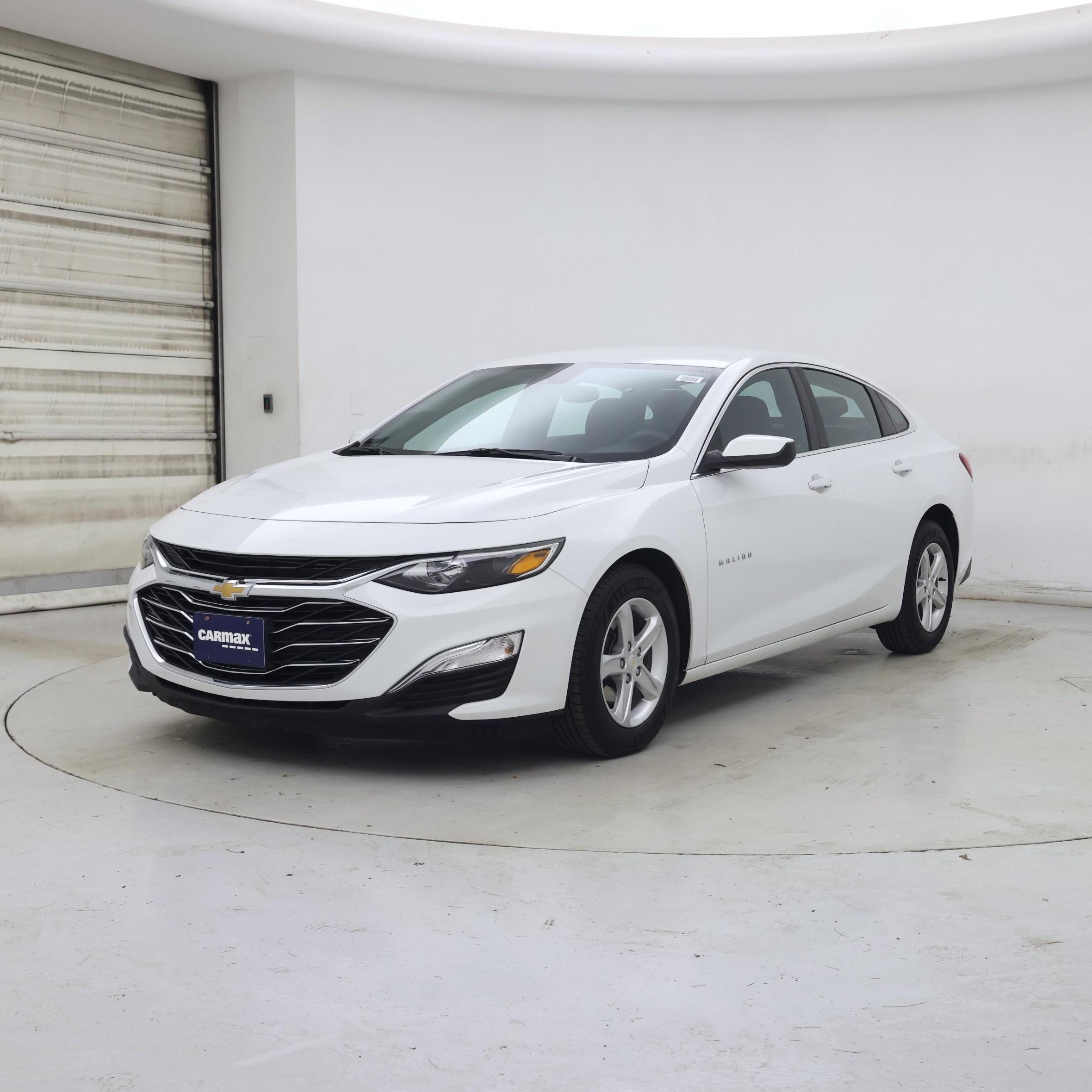 Thumbnail: 2024 Chevrolet Malibu - 4