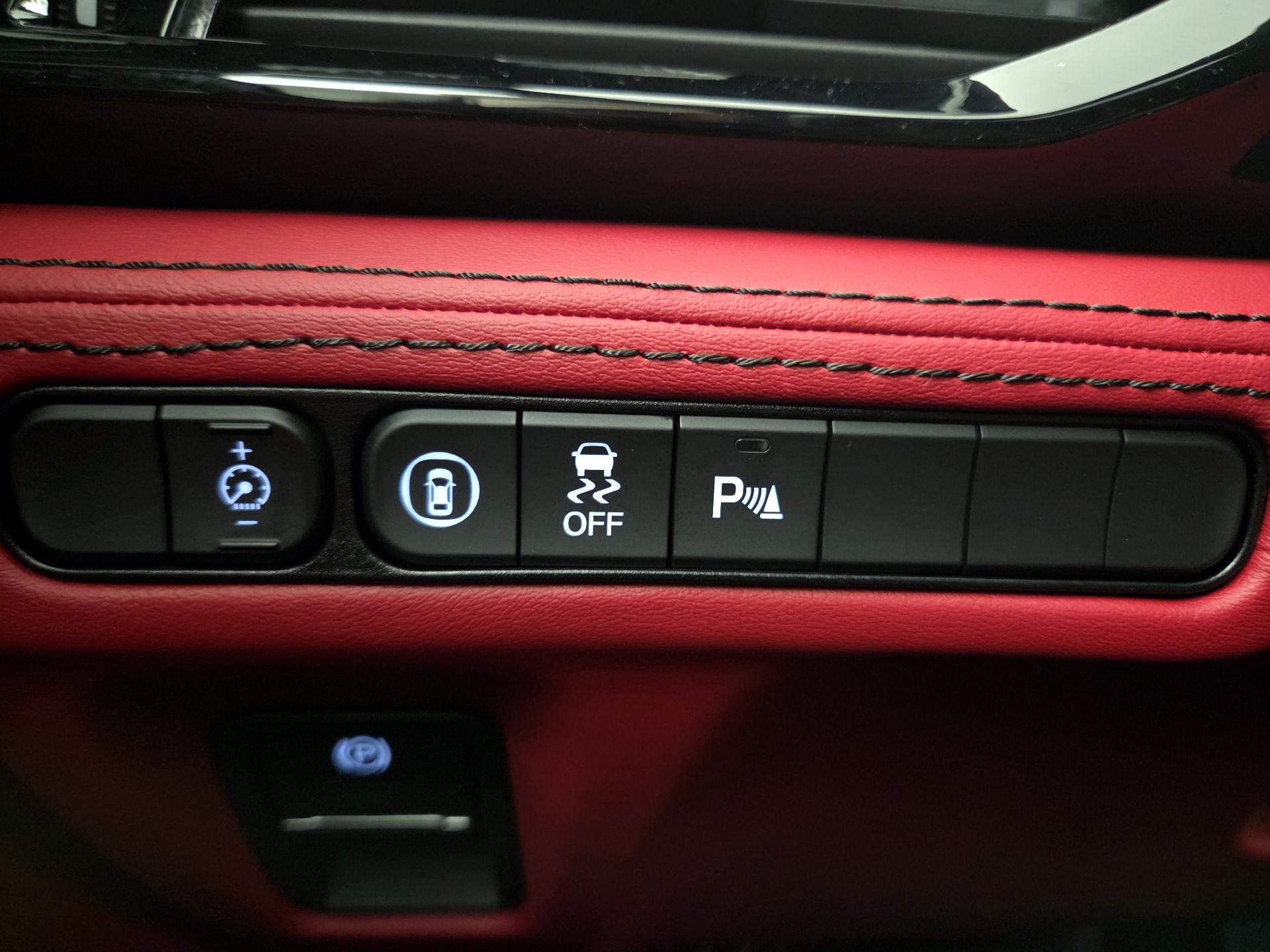 Thumbnail: 2023 Acura MDX - 13