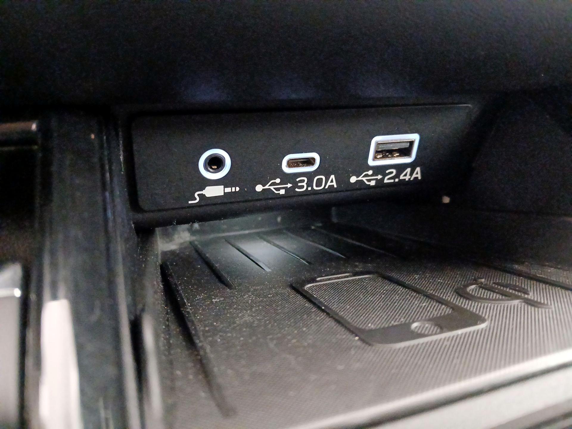 Thumbnail: 2023 Subaru Legacy - 17