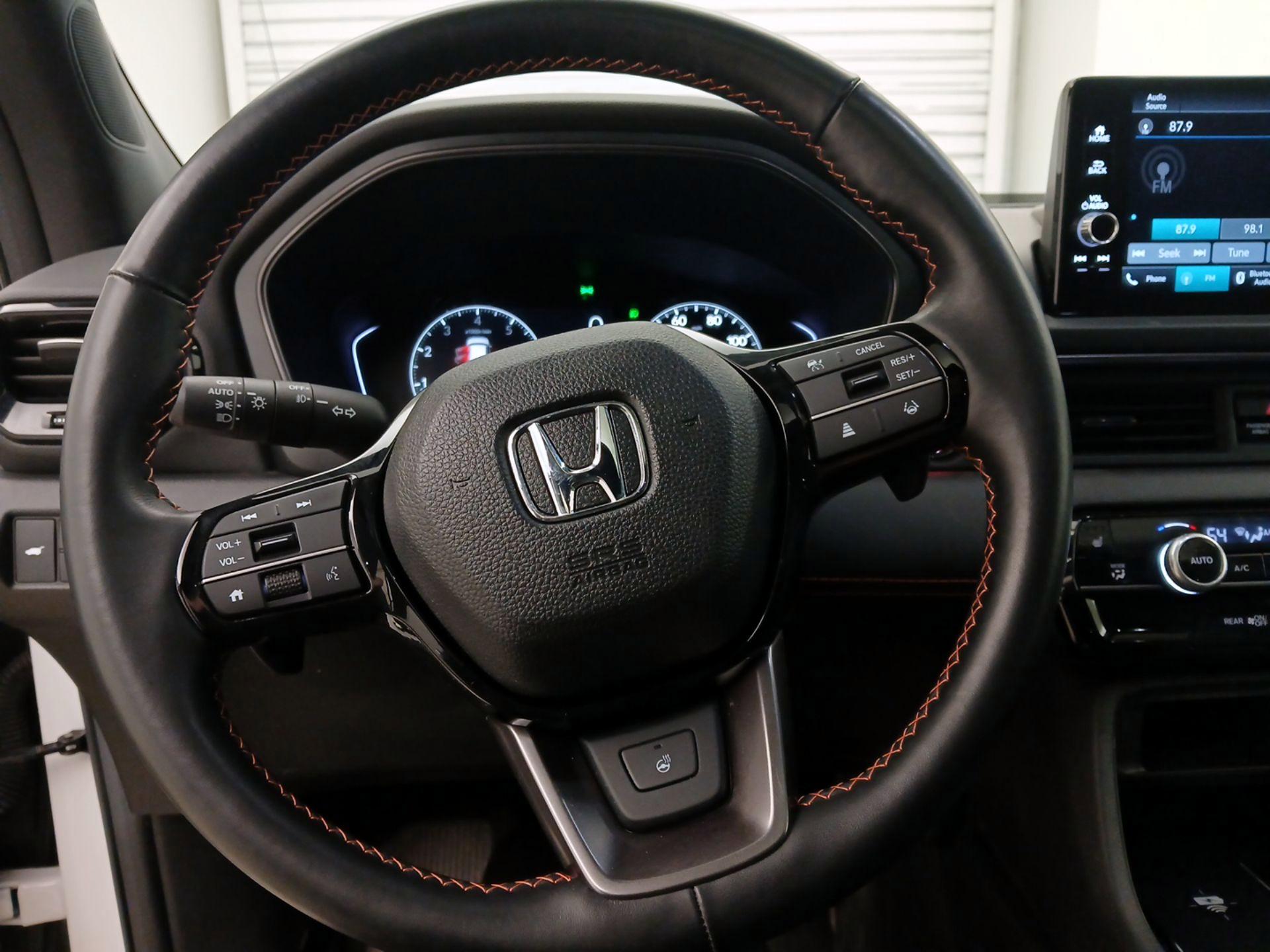 Thumbnail: 2023 Honda Pilot - 10