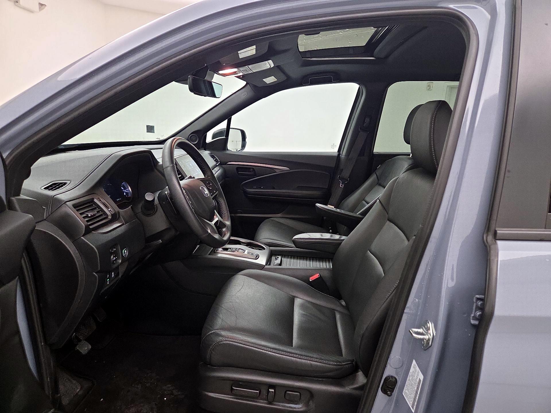 Thumbnail: 2023 Honda Passport - 11