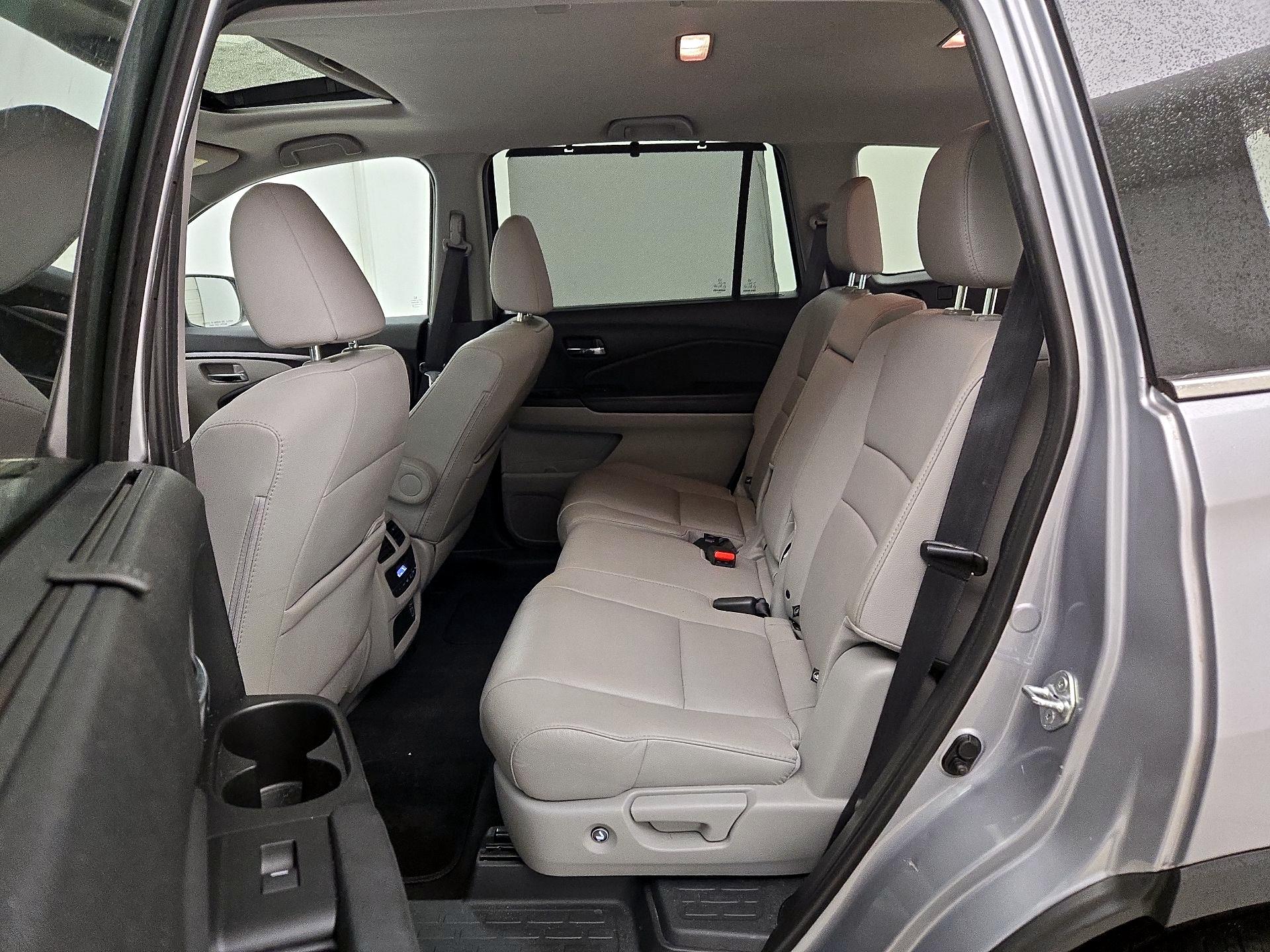 Thumbnail: 2022 Honda Pilot - 18