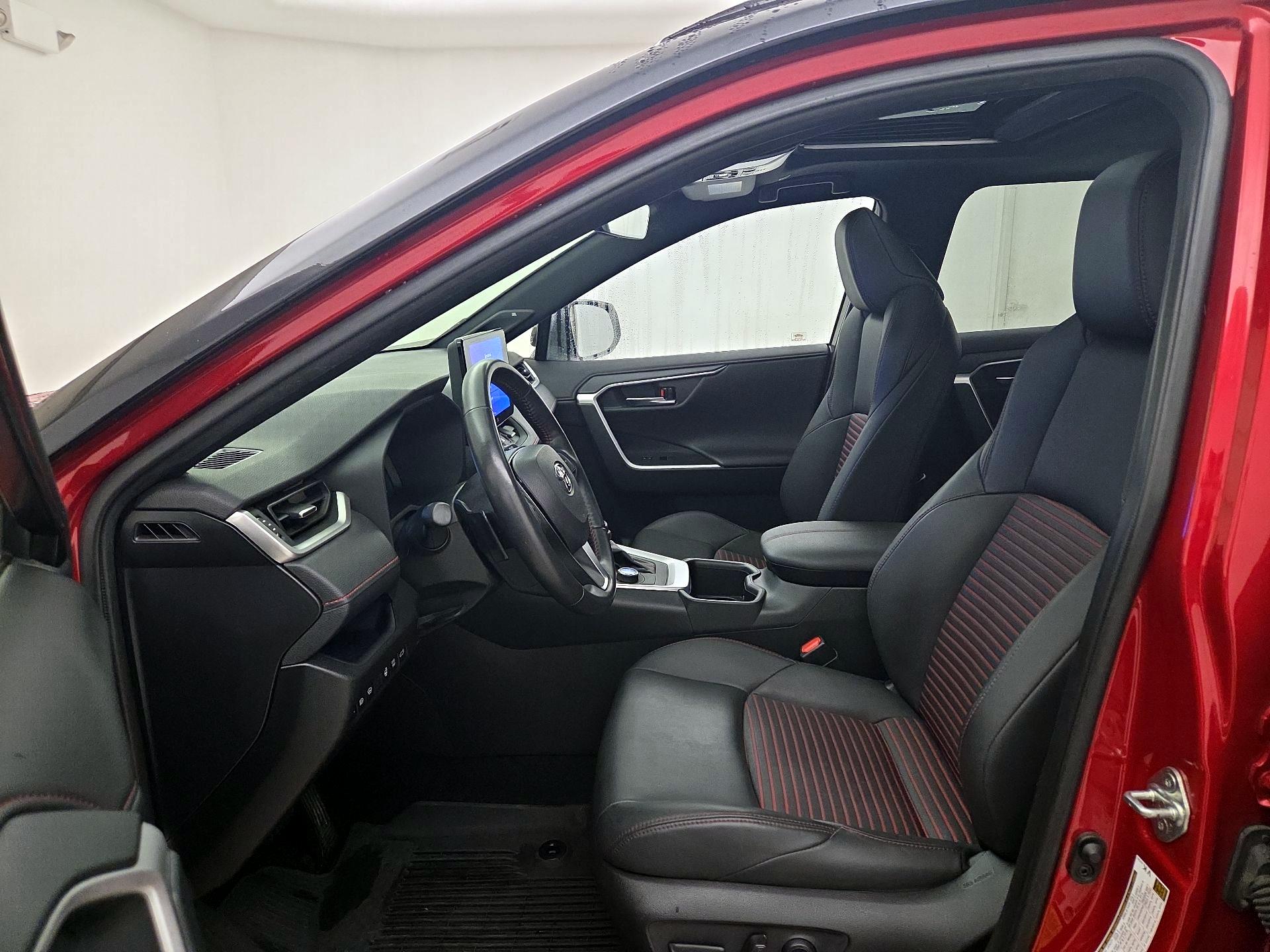 Thumbnail: 2023 Toyota RAV4 - 11