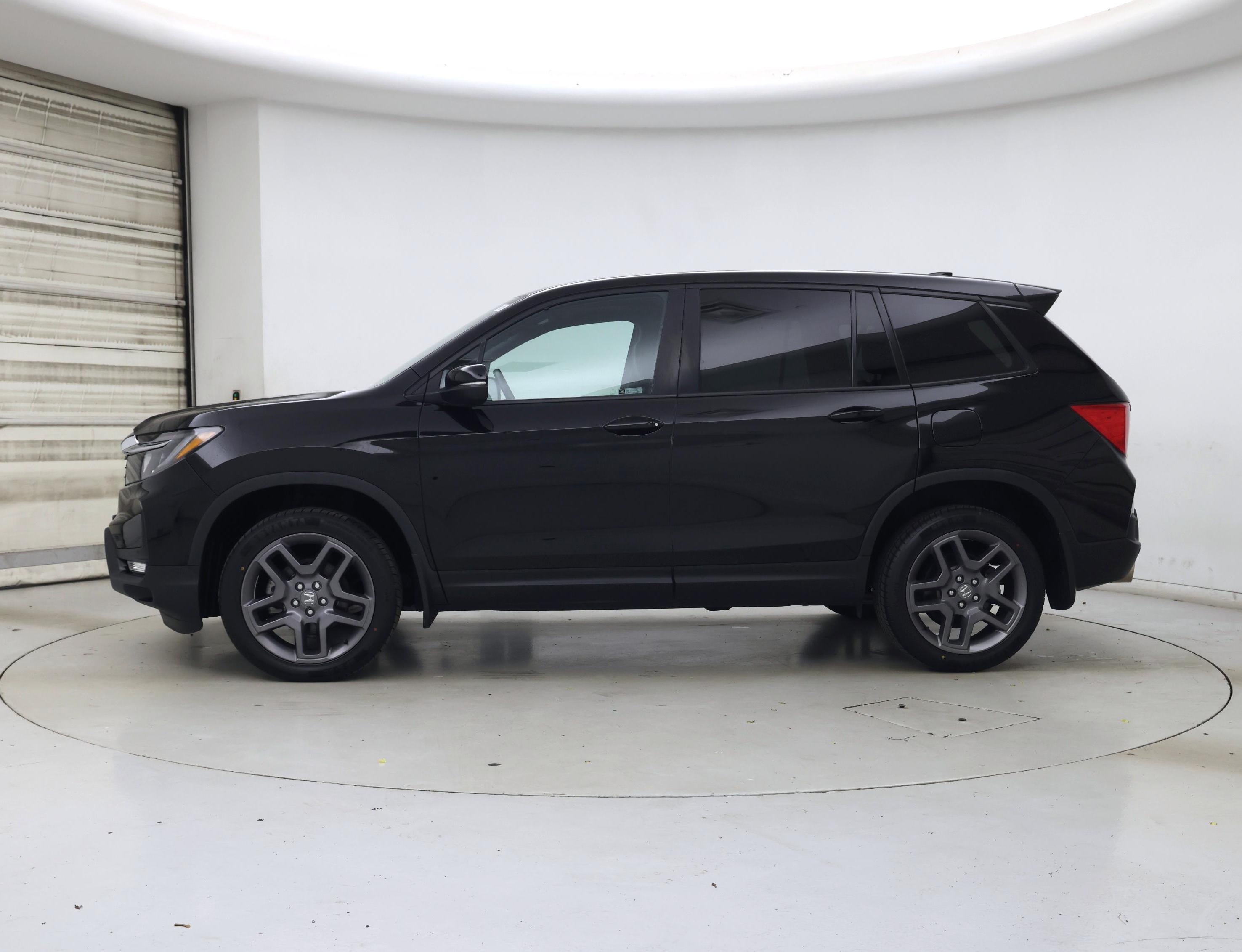 Thumbnail: 2023 Honda Passport - 3