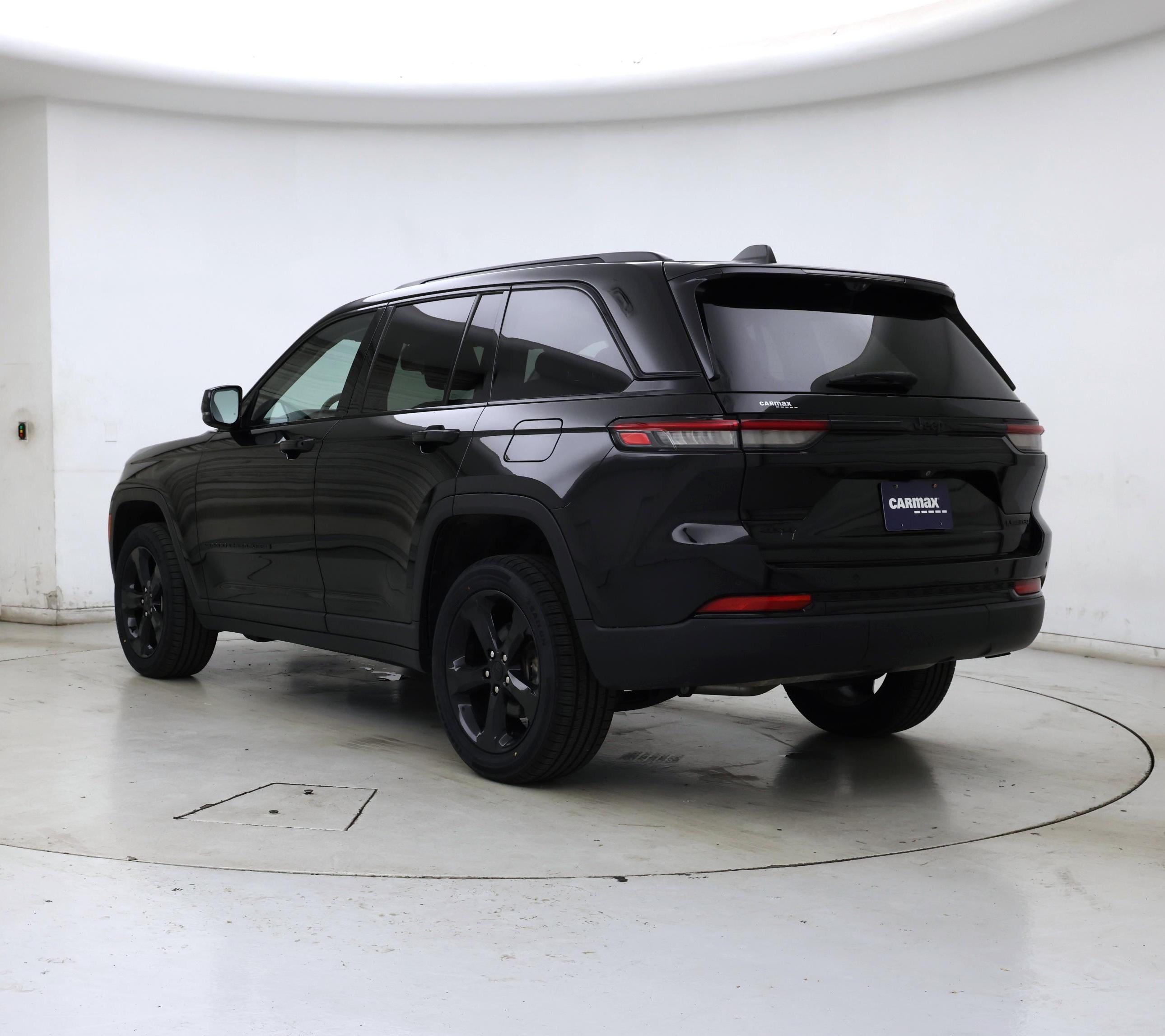 Thumbnail: 2023 Jeep Grand Cherokee - 2