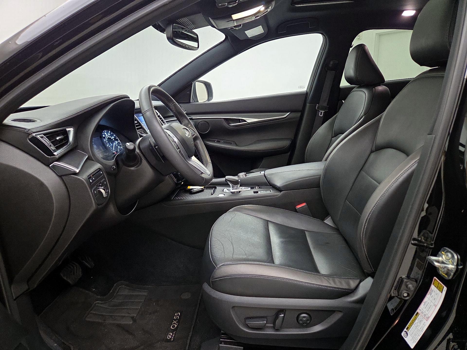 Thumbnail: 2023 INFINITI QX55 - 11