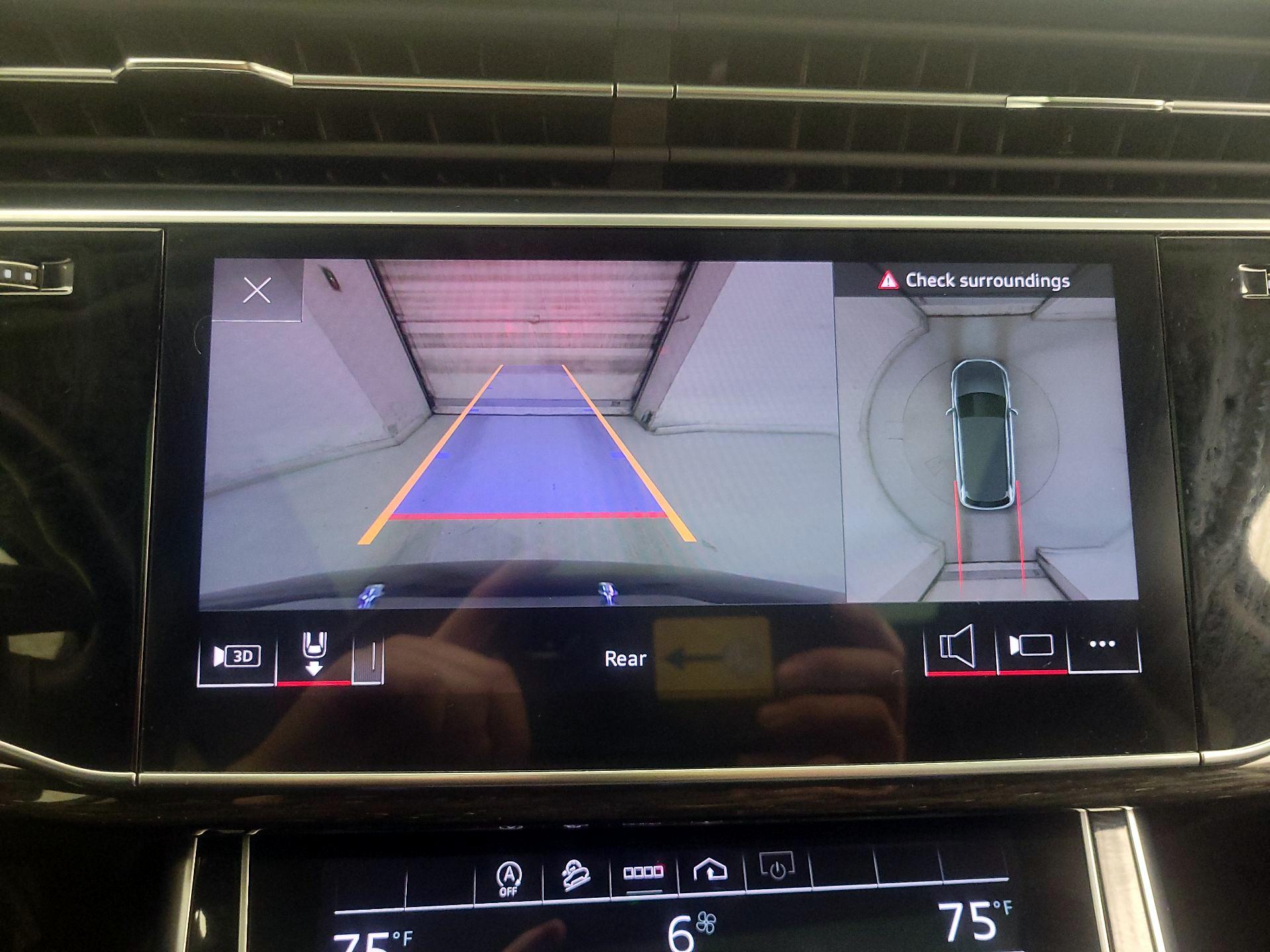 Thumbnail: 2023 Audi Q7 - 15