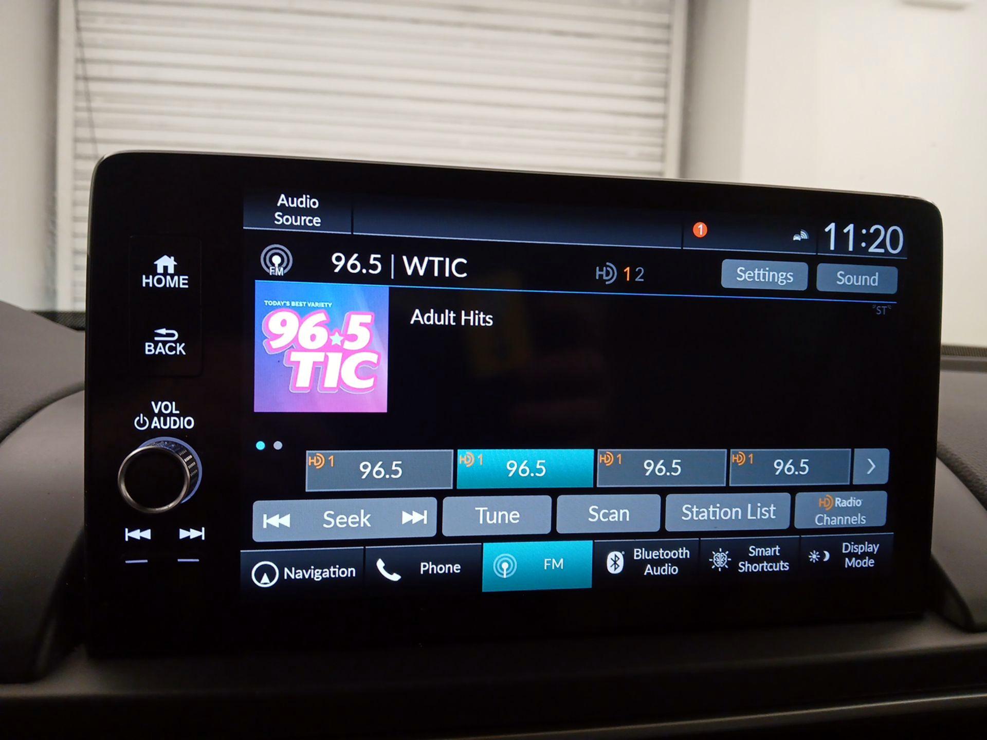 Thumbnail: 2023 Honda Pilot - 16