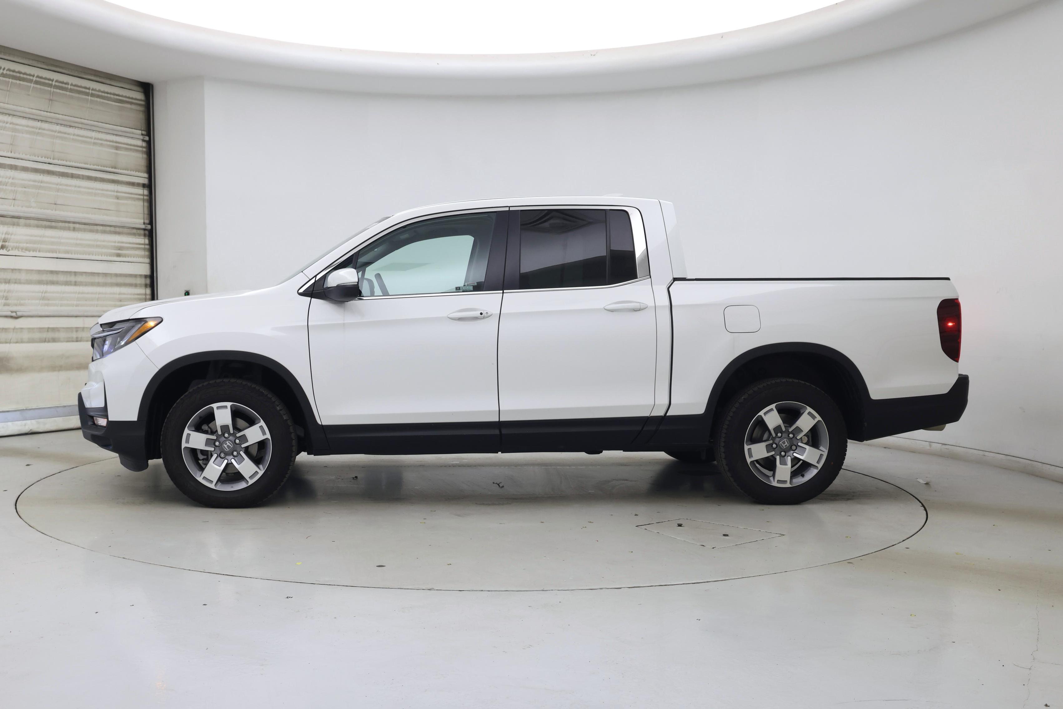 Thumbnail: 2025 Honda Ridgeline - 3