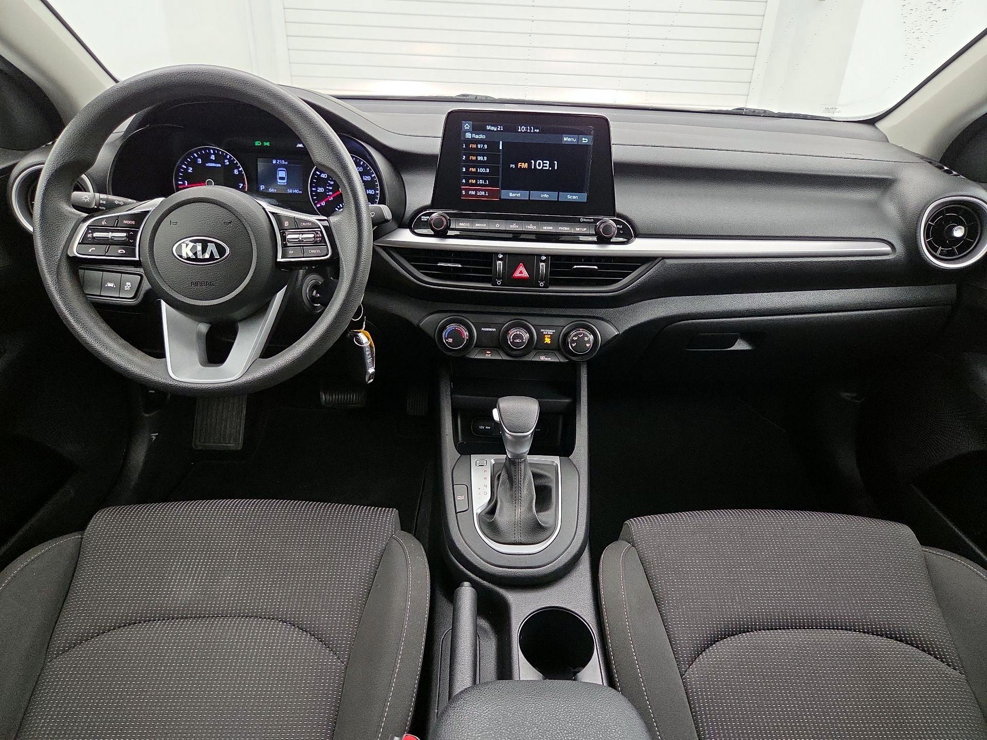 Thumbnail: 2020 Kia Forte - 9