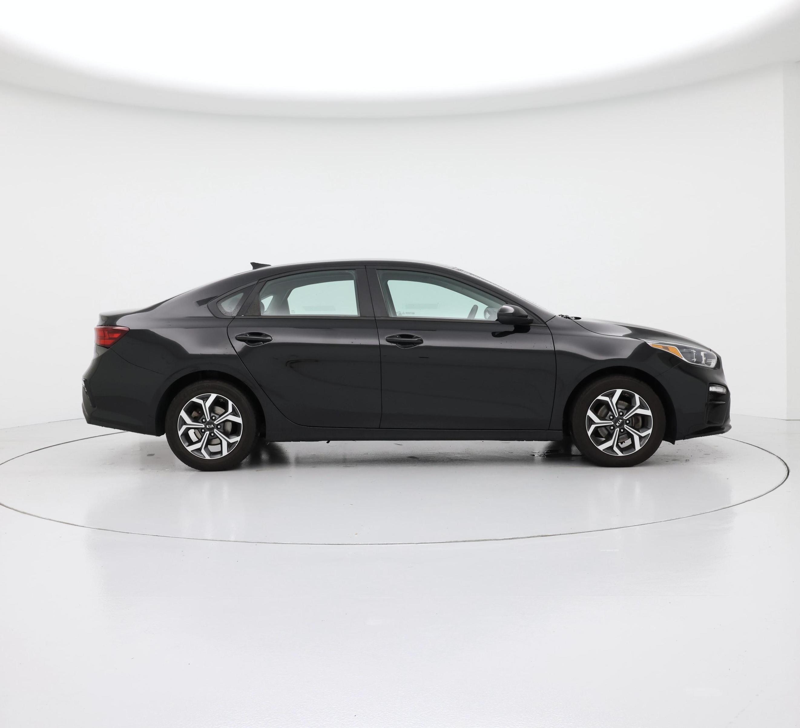 Thumbnail: 2020 Kia Forte - 7