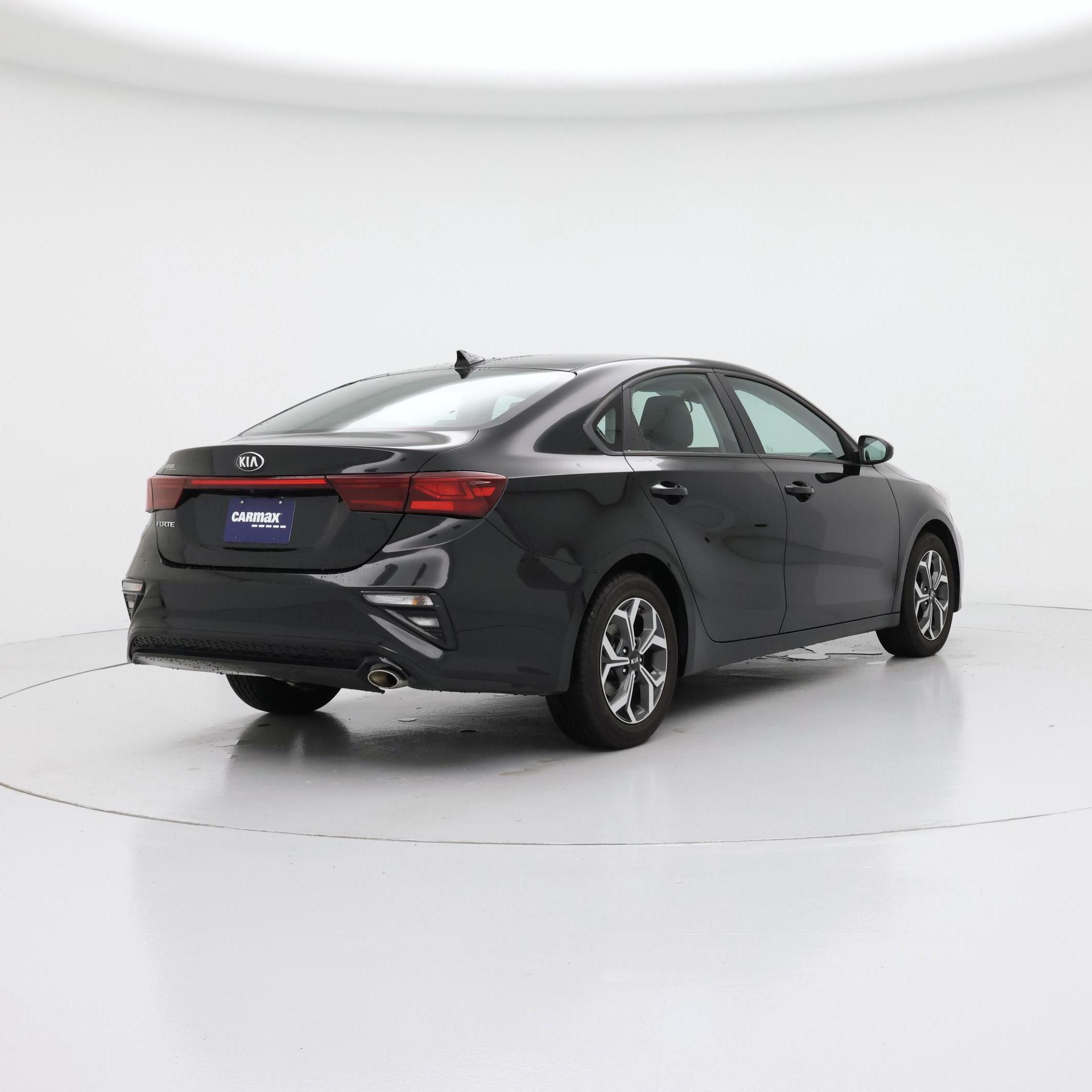 Thumbnail: 2020 Kia Forte - 8