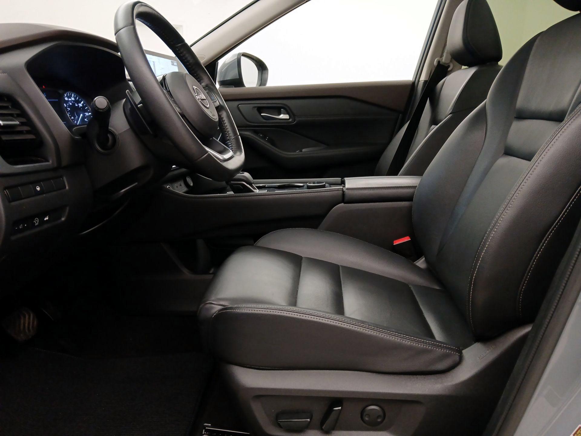 Thumbnail: 2023 Nissan Rogue - 11