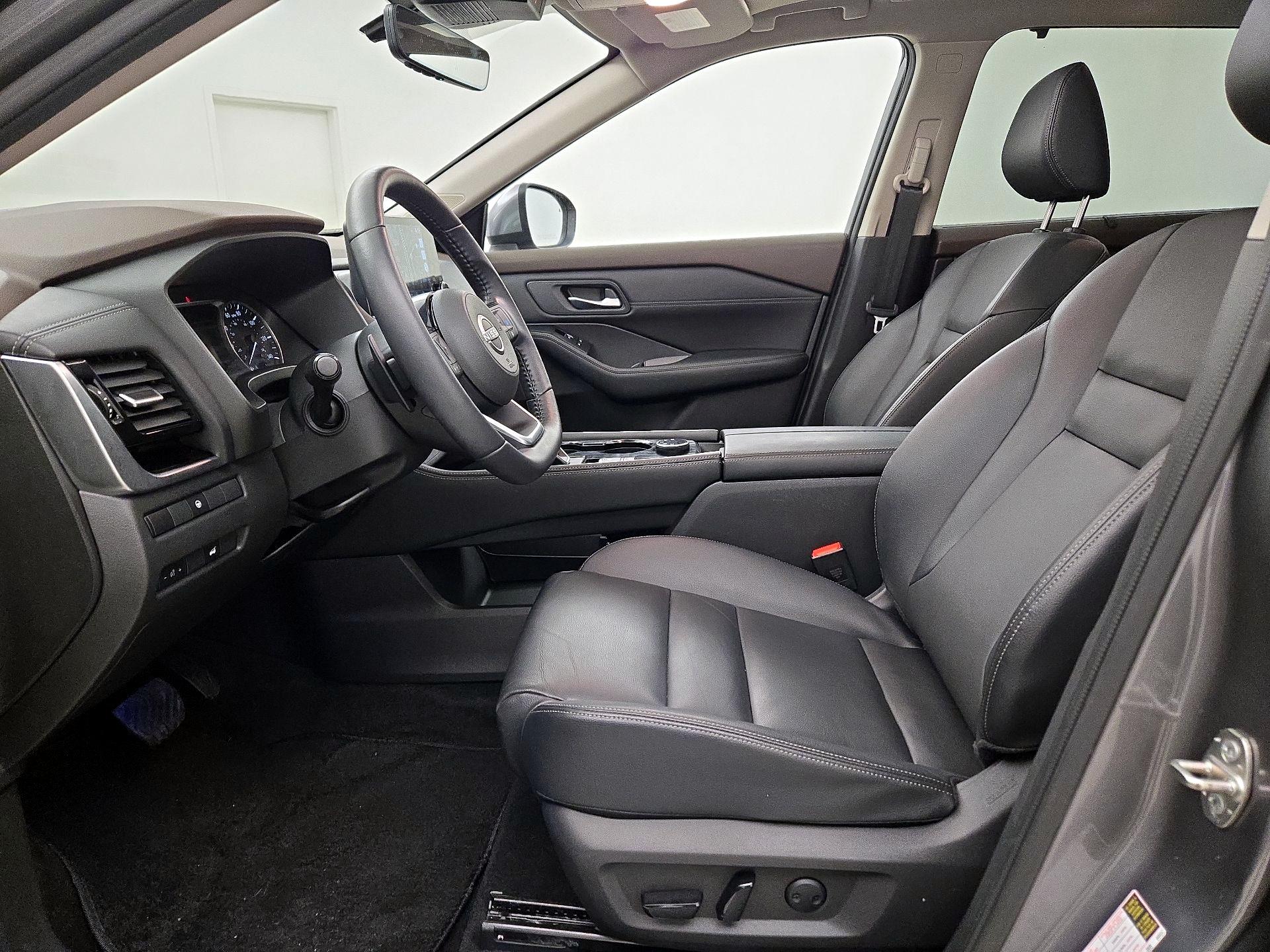 Thumbnail: 2023 Nissan Rogue - 11