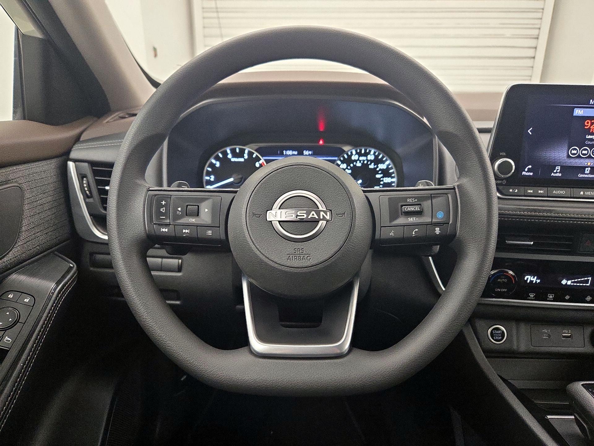 Thumbnail: 2023 Nissan Rogue - 10