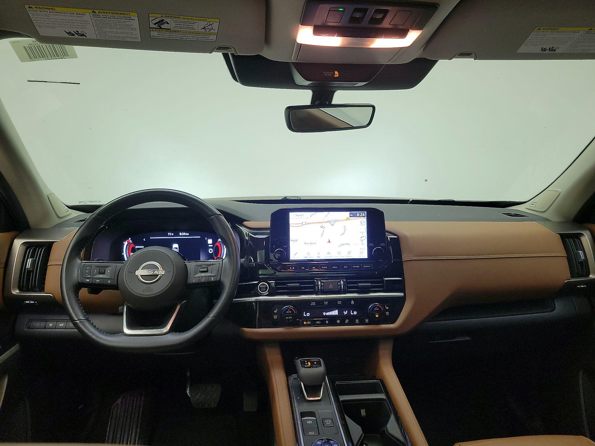Thumbnail: 2023 Nissan Pathfinder - 9