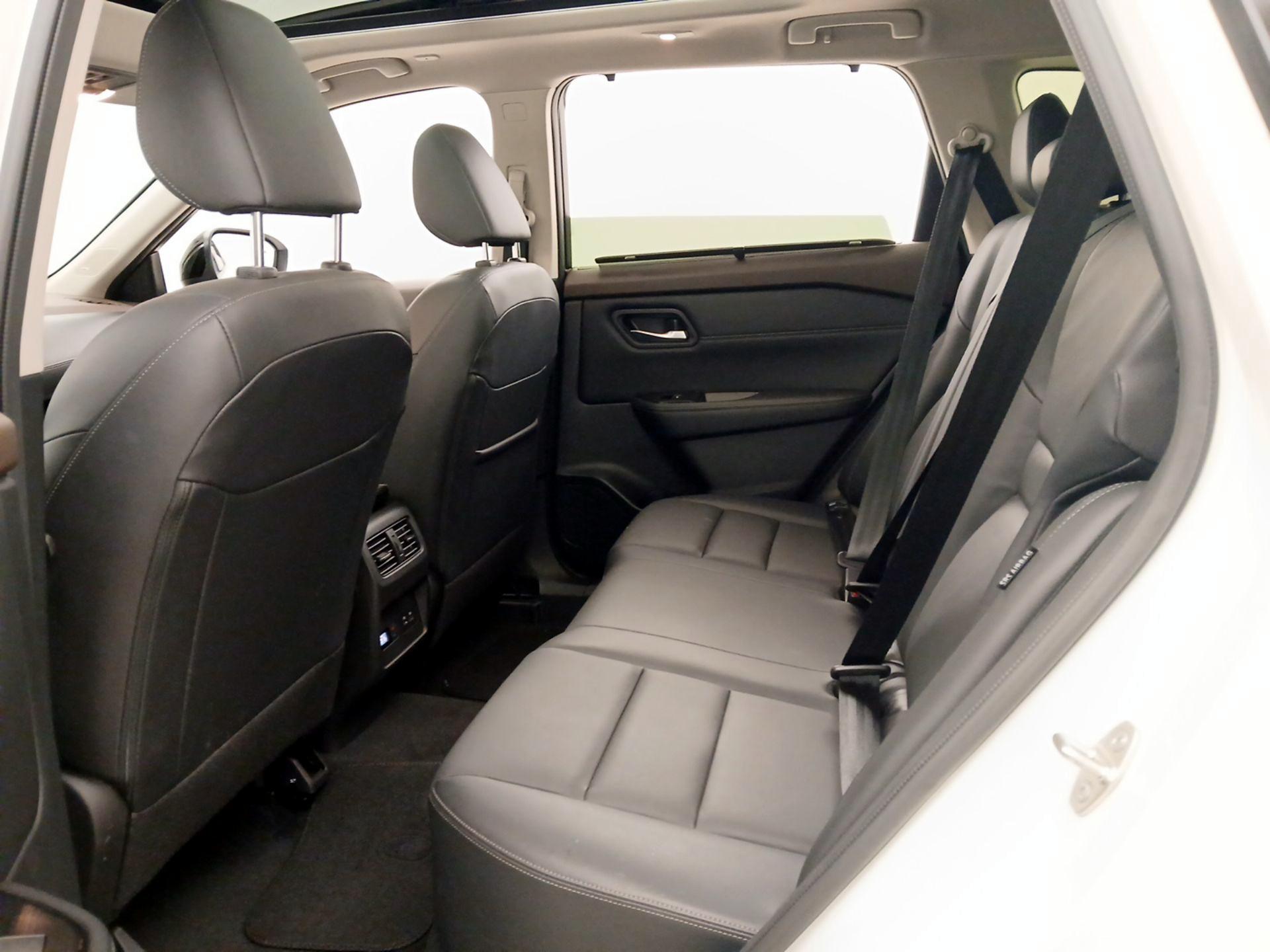 Thumbnail: 2023 Nissan Rogue - 18