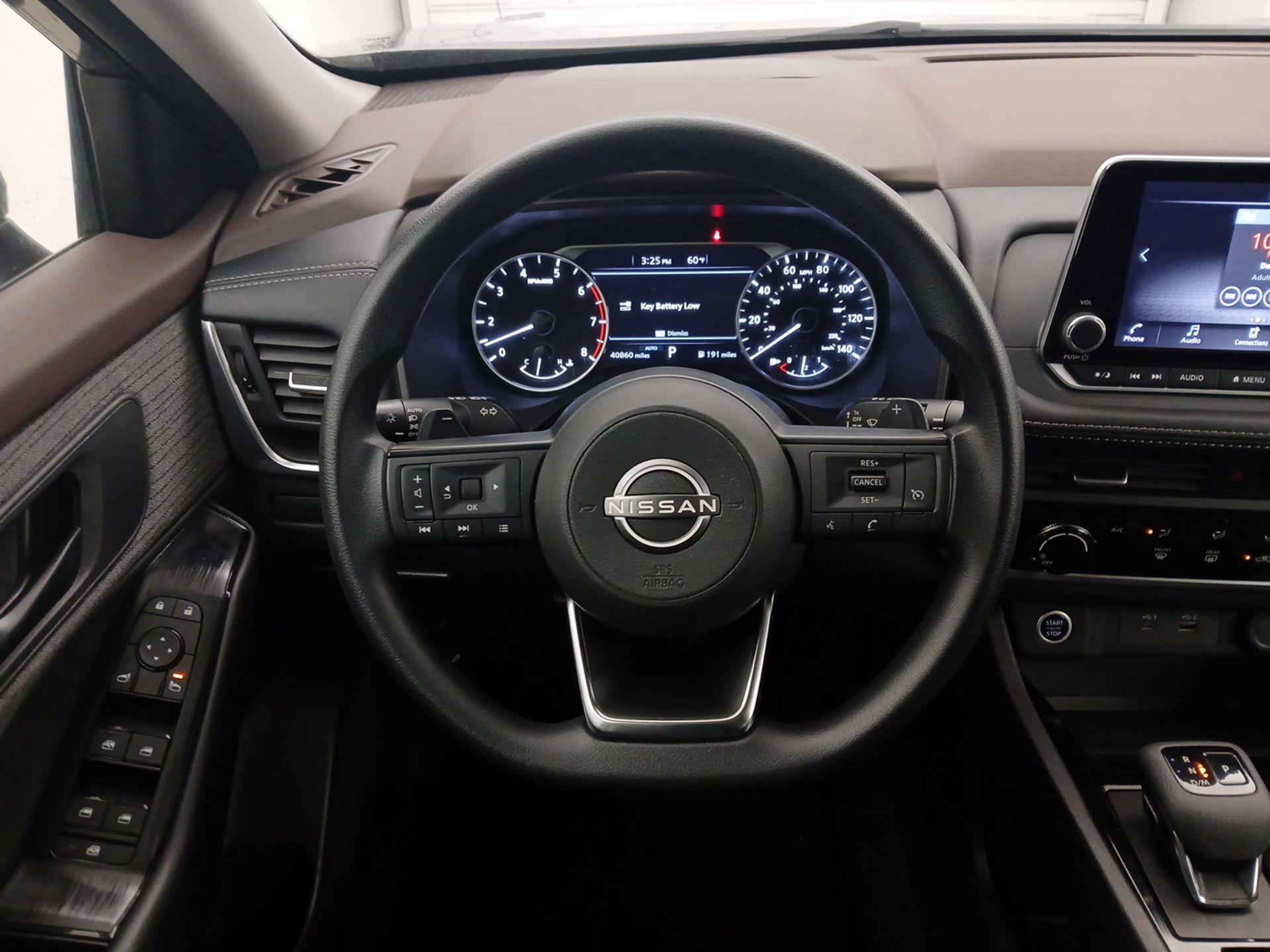 Thumbnail: 2023 Nissan Rogue - 10