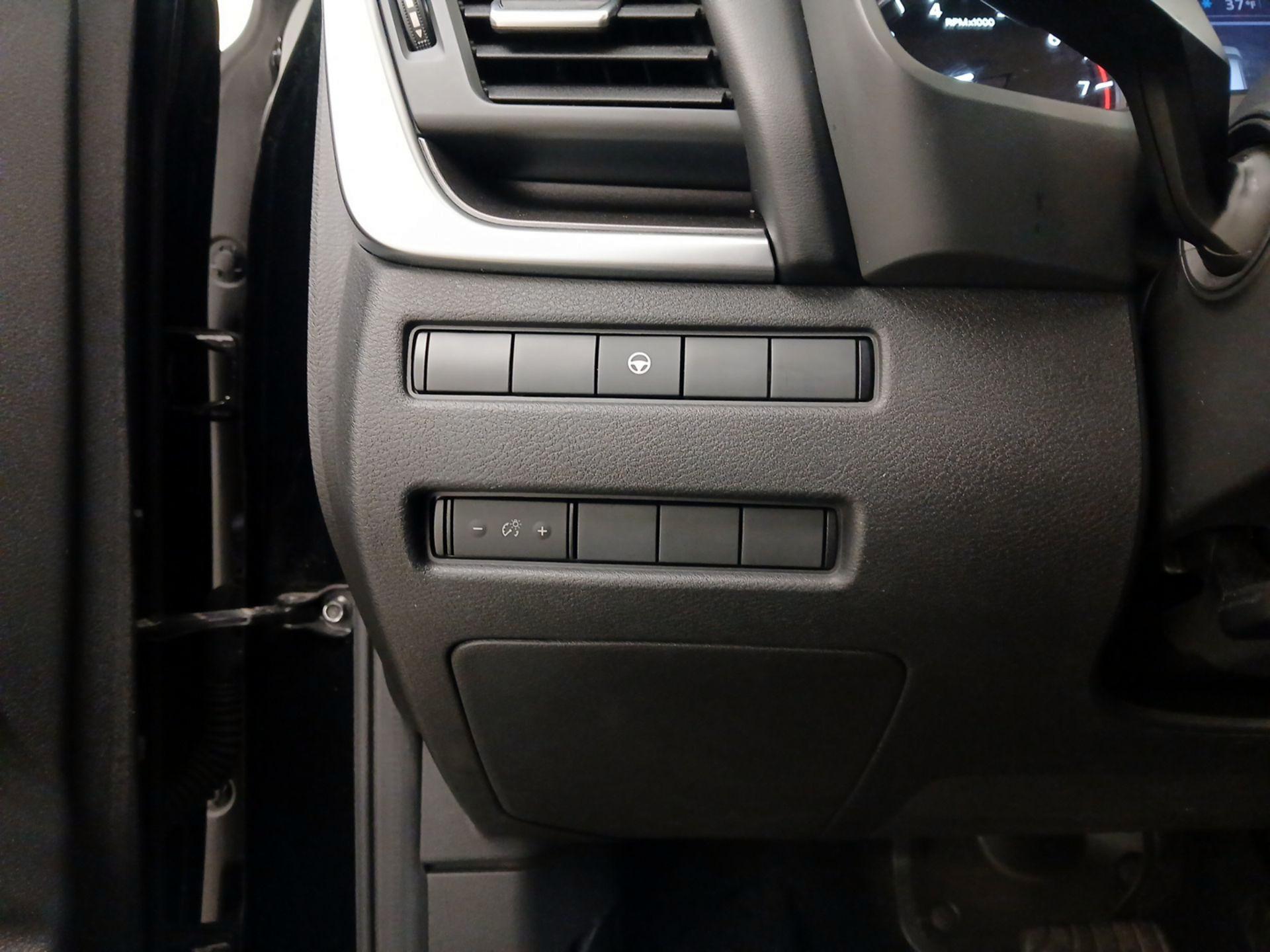 Thumbnail: 2023 Nissan Rogue - 13