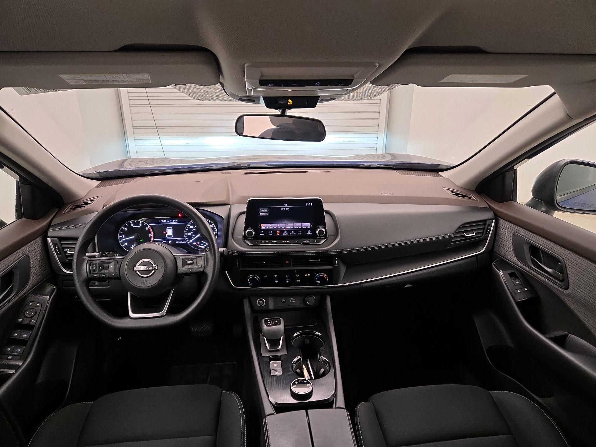 Thumbnail: 2023 Nissan Rogue - 9