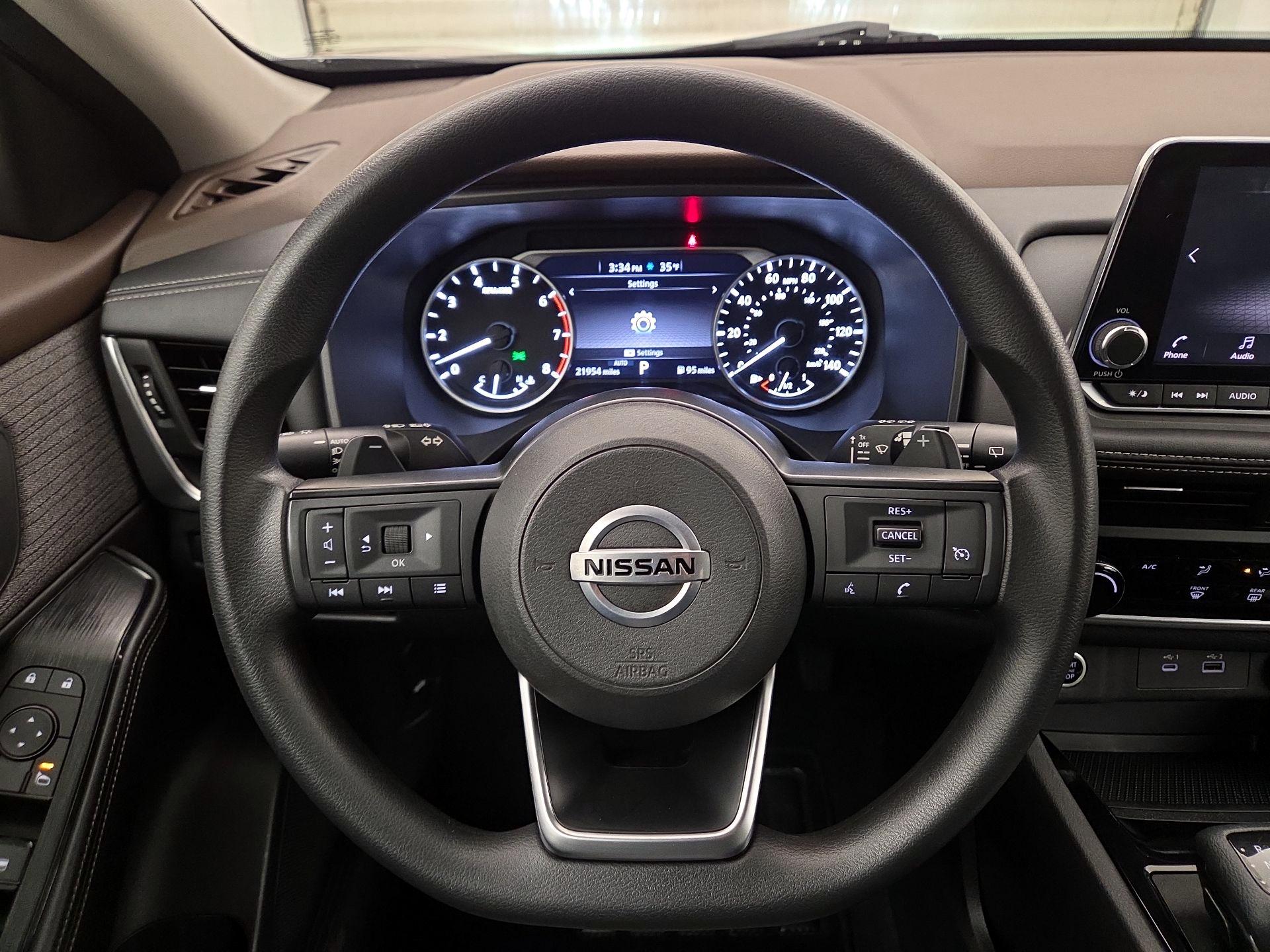 Thumbnail: 2021 Nissan Rogue - 10